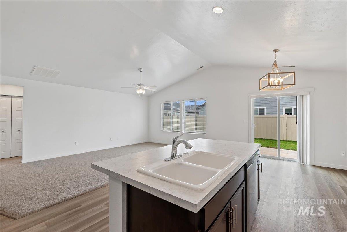 3023 W Silver River St Property Photo 5