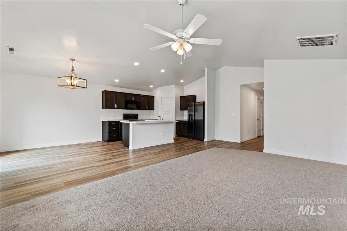3023 W Silver River St Property Photo 10