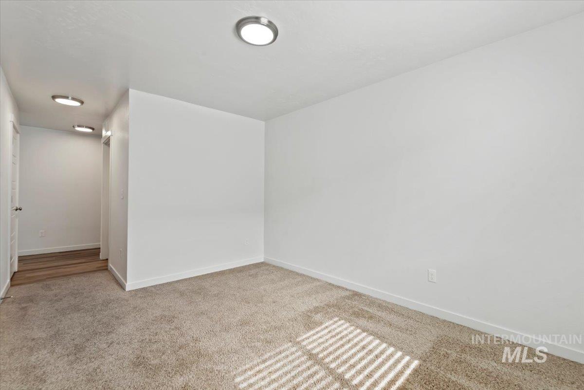 3023 W Silver River St Property Photo 20