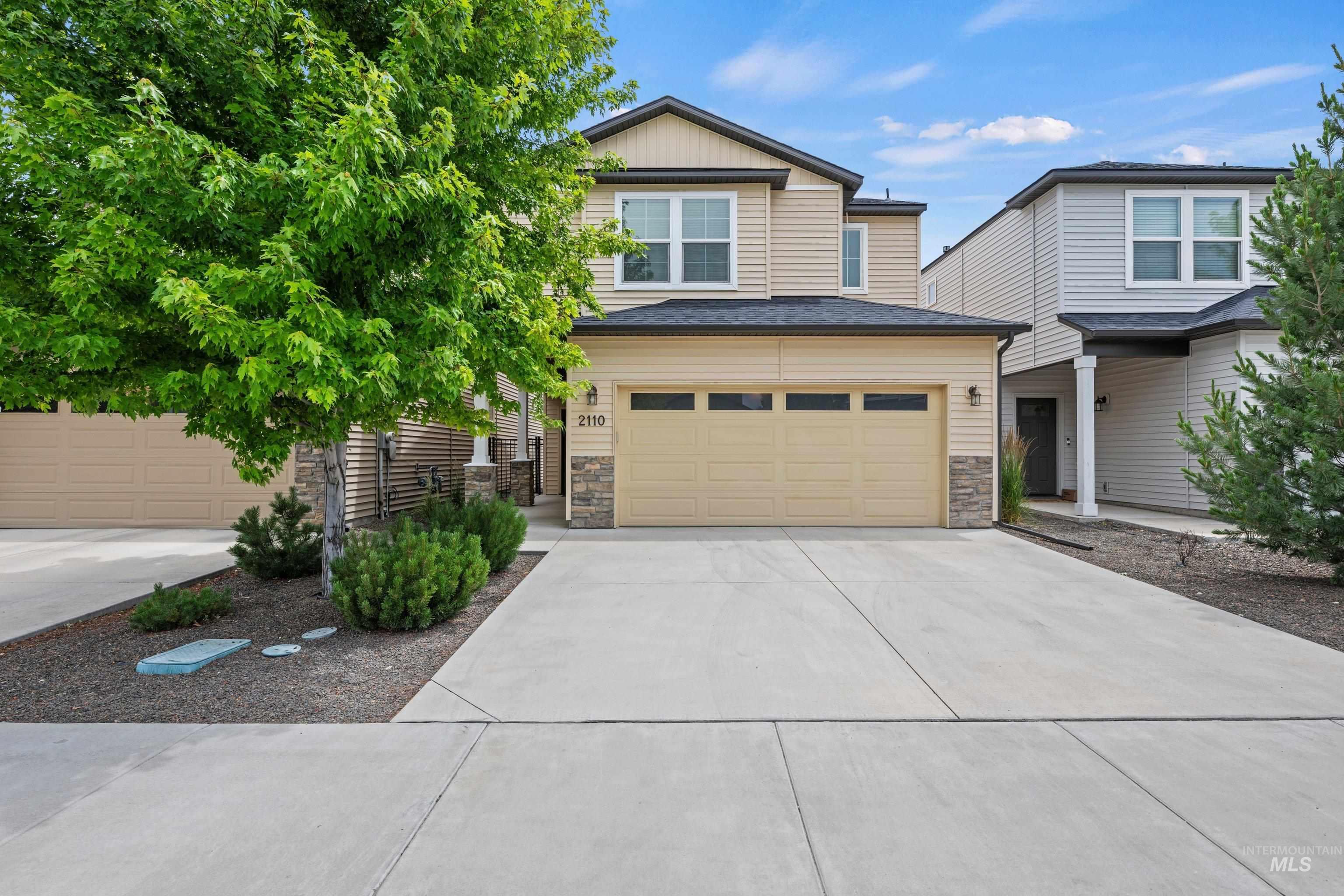 2110 S Hills Ave. Property Photo 1
