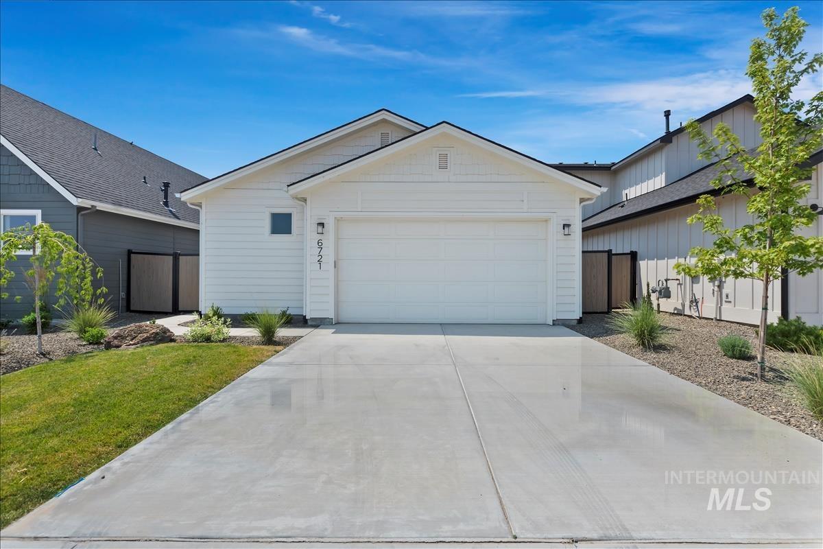 1212 N Meadowglen Ave Property Photo 32