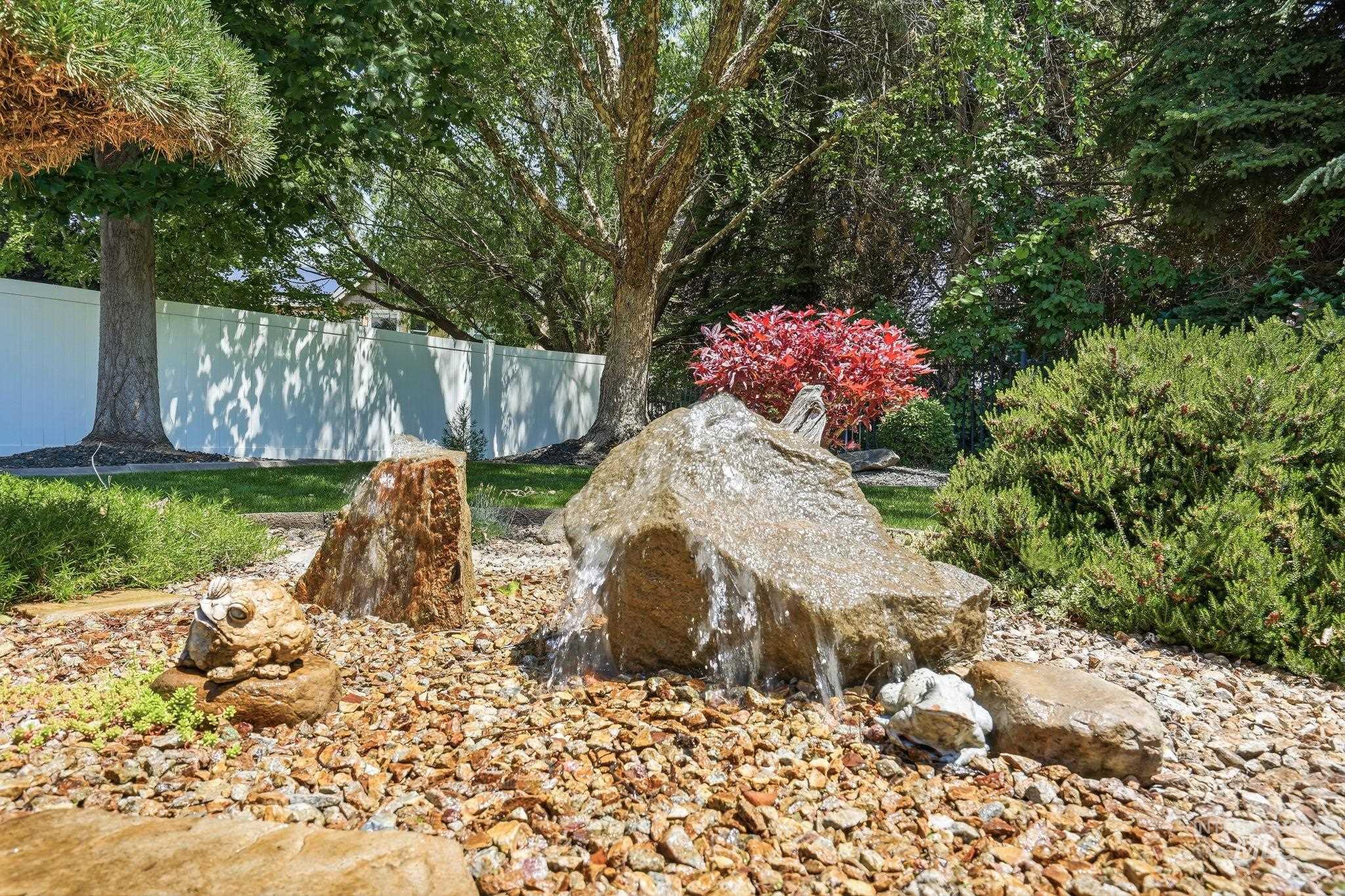 2750 S Bear Claw Way Property Photo 40