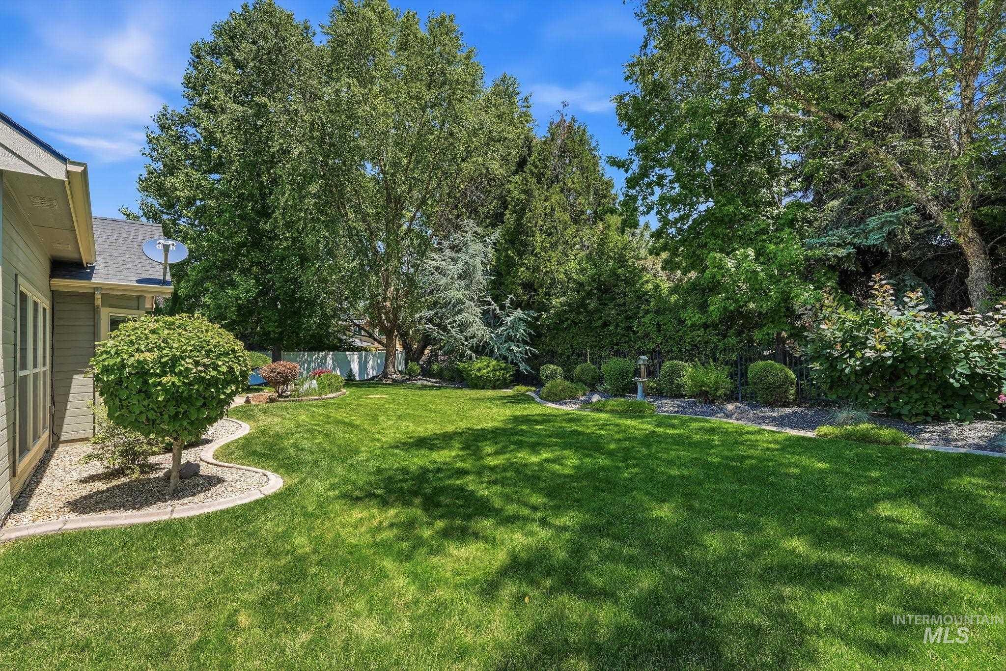2750 S Bear Claw Way Property Photo 43