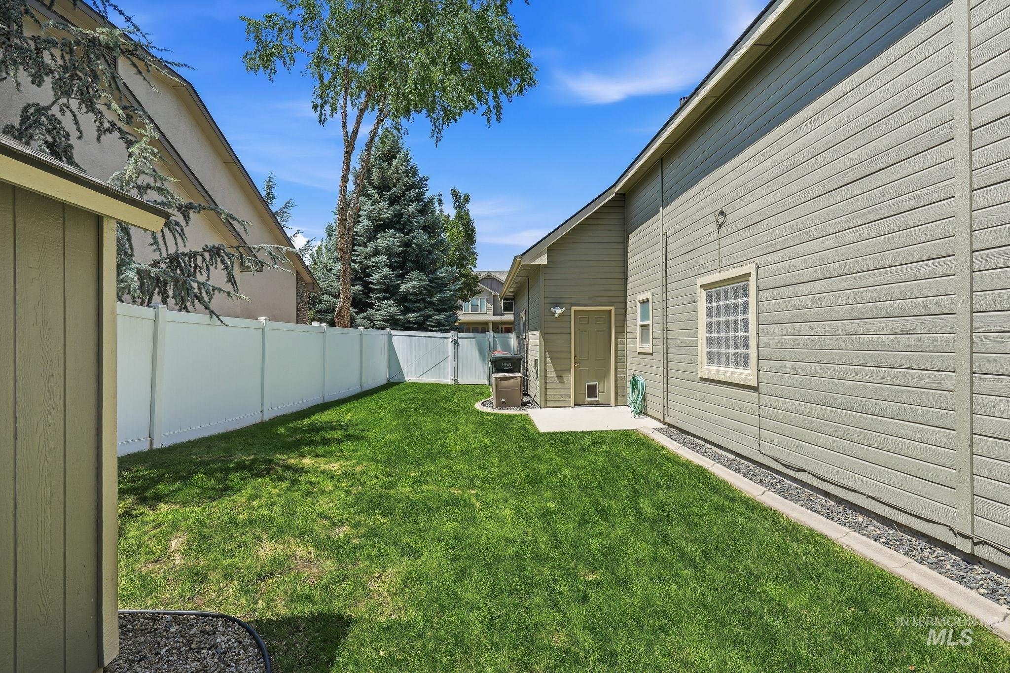 2750 S Bear Claw Way Property Photo 47