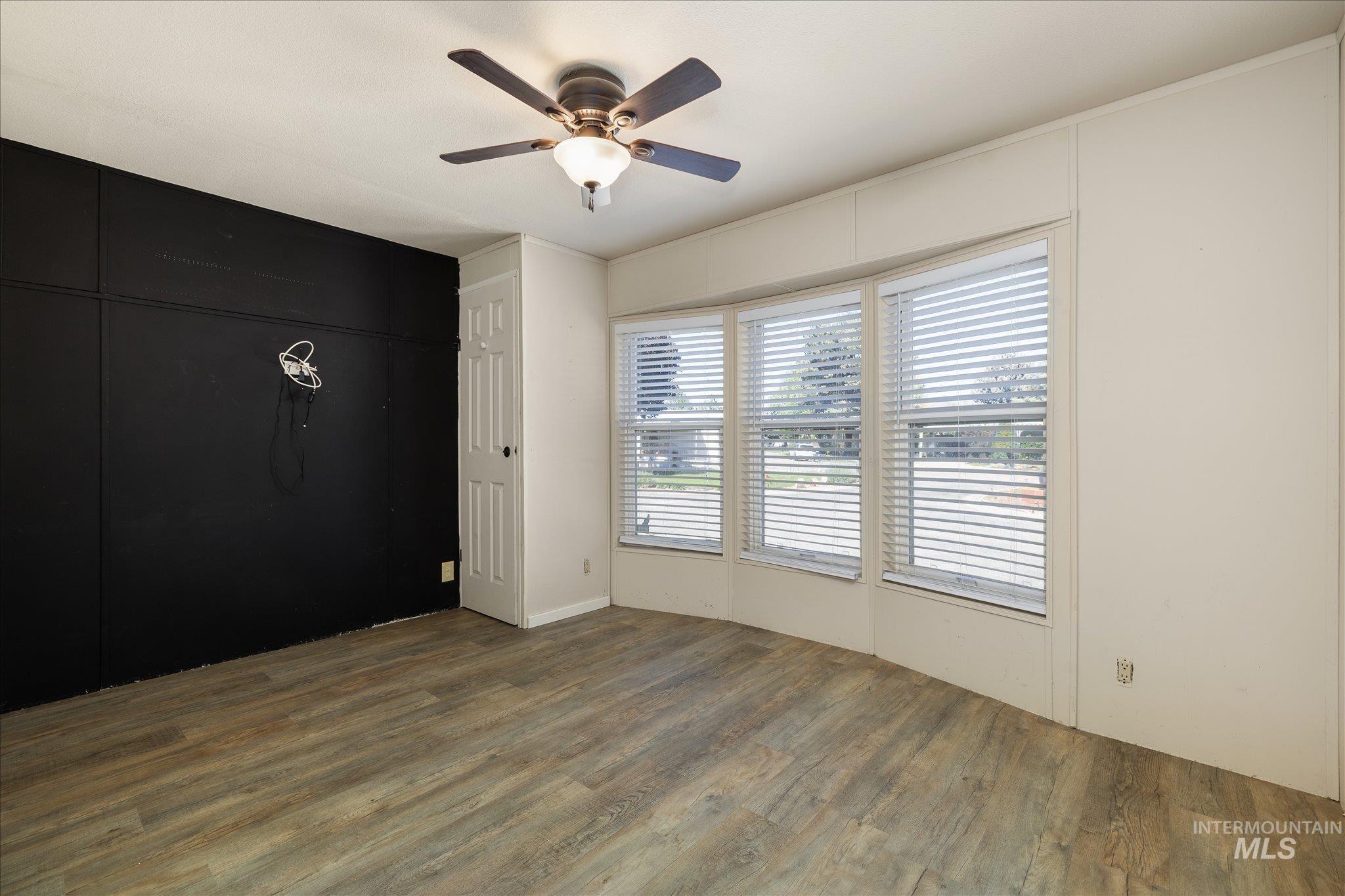 5531 N Sudley Ln Property Photo 28