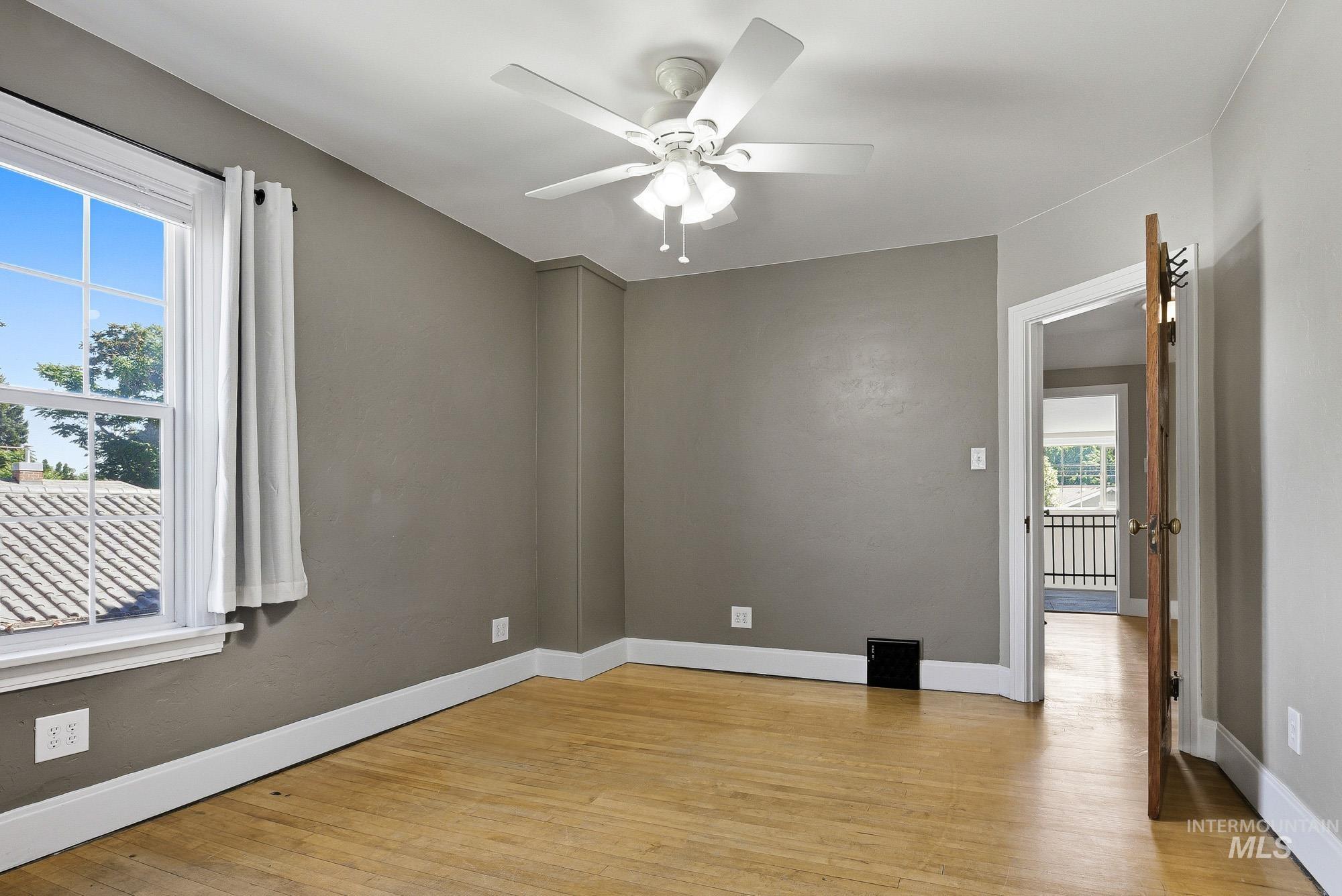 1904 Blaine St Property Photo 33