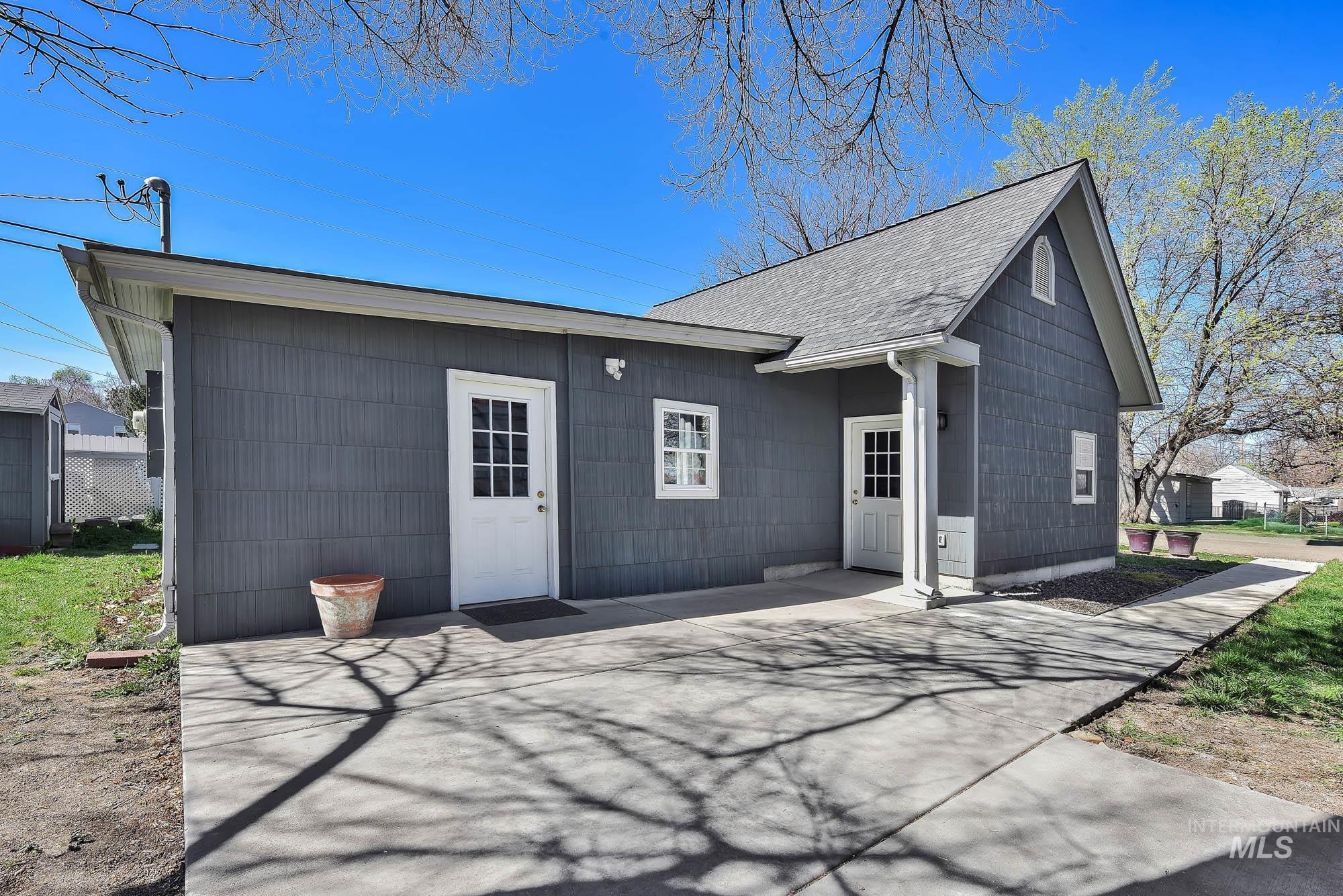 1904 Blaine St Property Photo 41