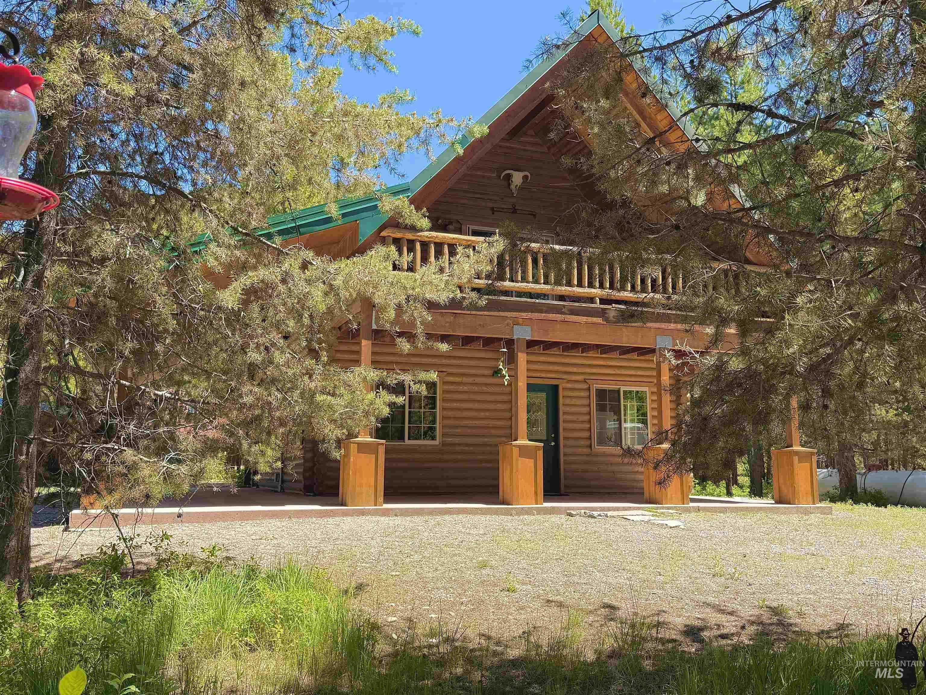 2049 Fleck Summit Rd Property Photo 2