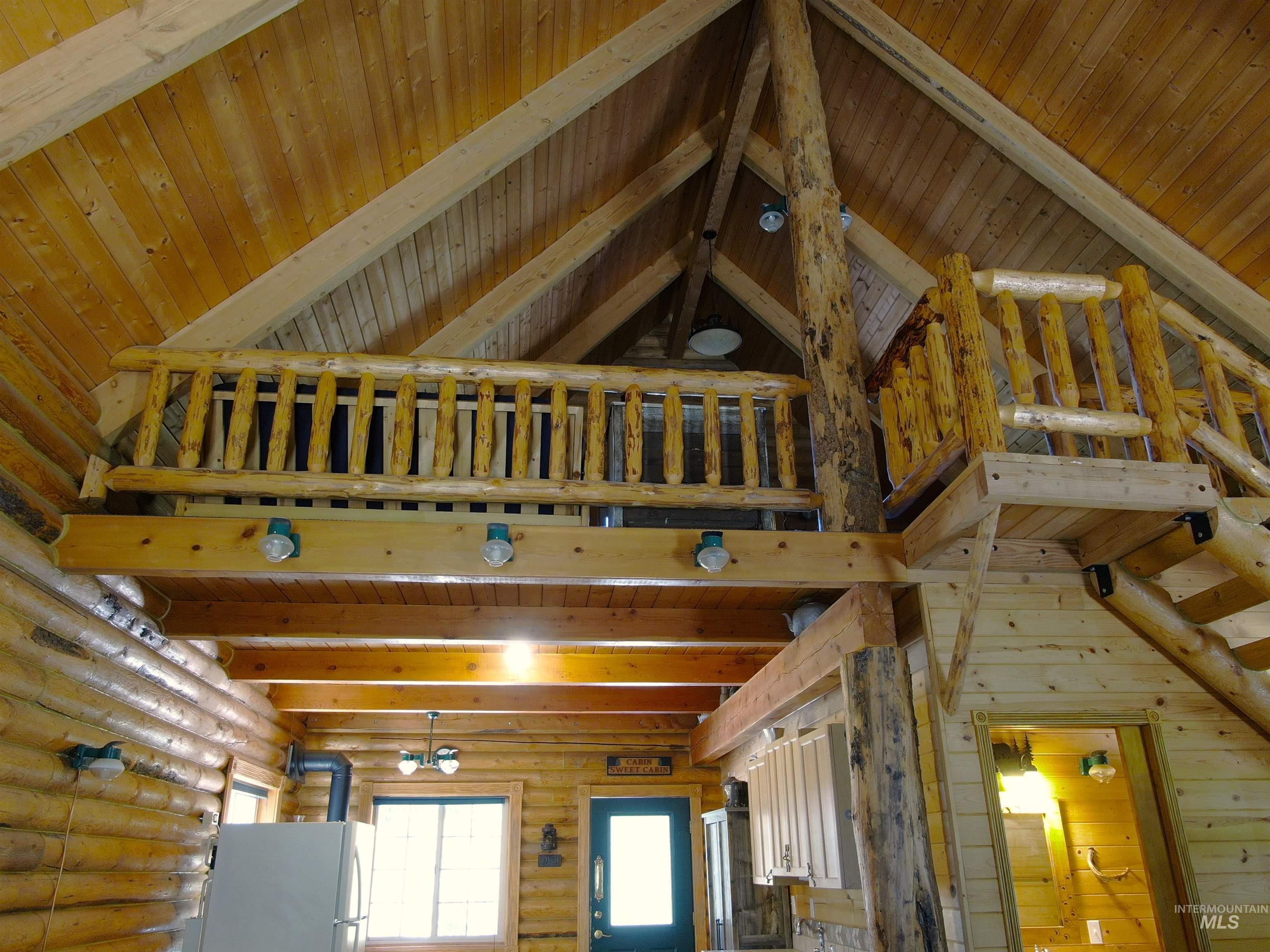 2049 Fleck Summit Rd Property Photo 6