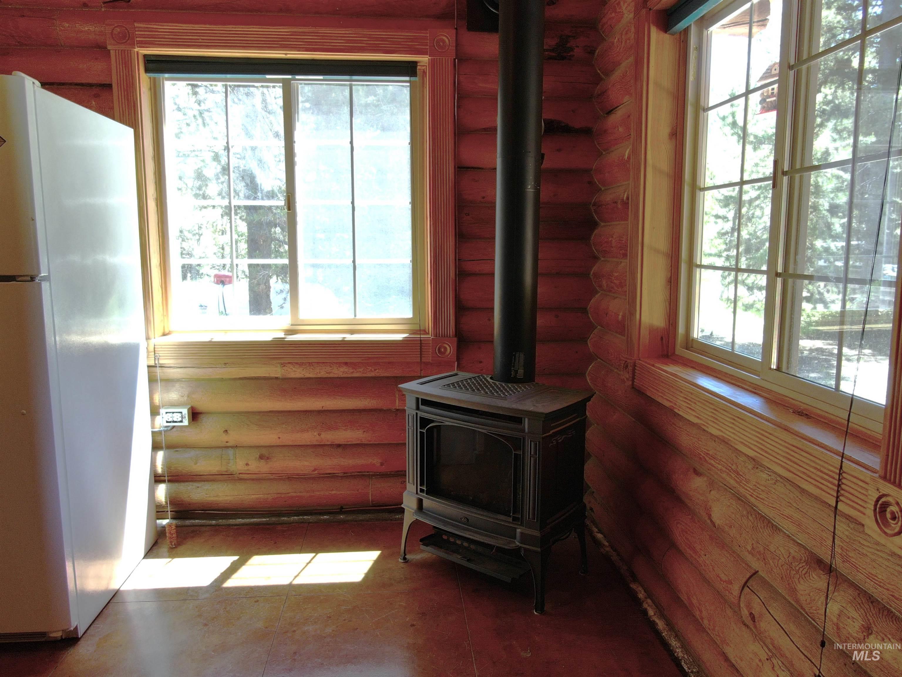 2049 Fleck Summit Rd Property Photo 10