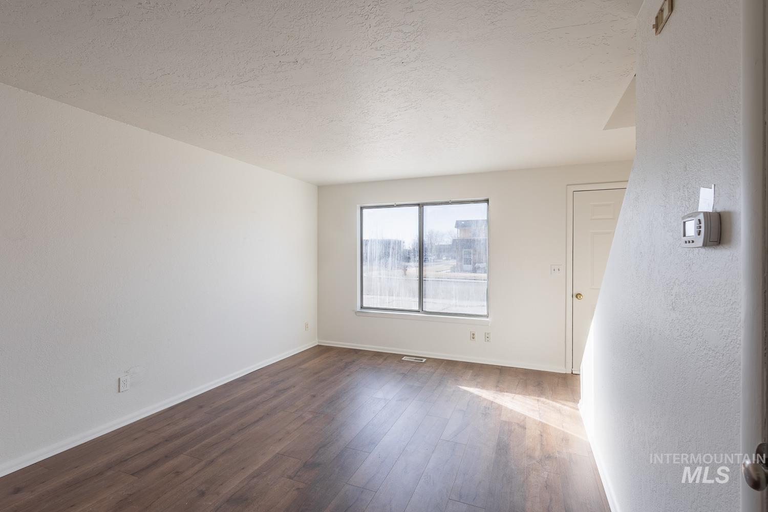 700 W Idaho Ave. Property Photo 4