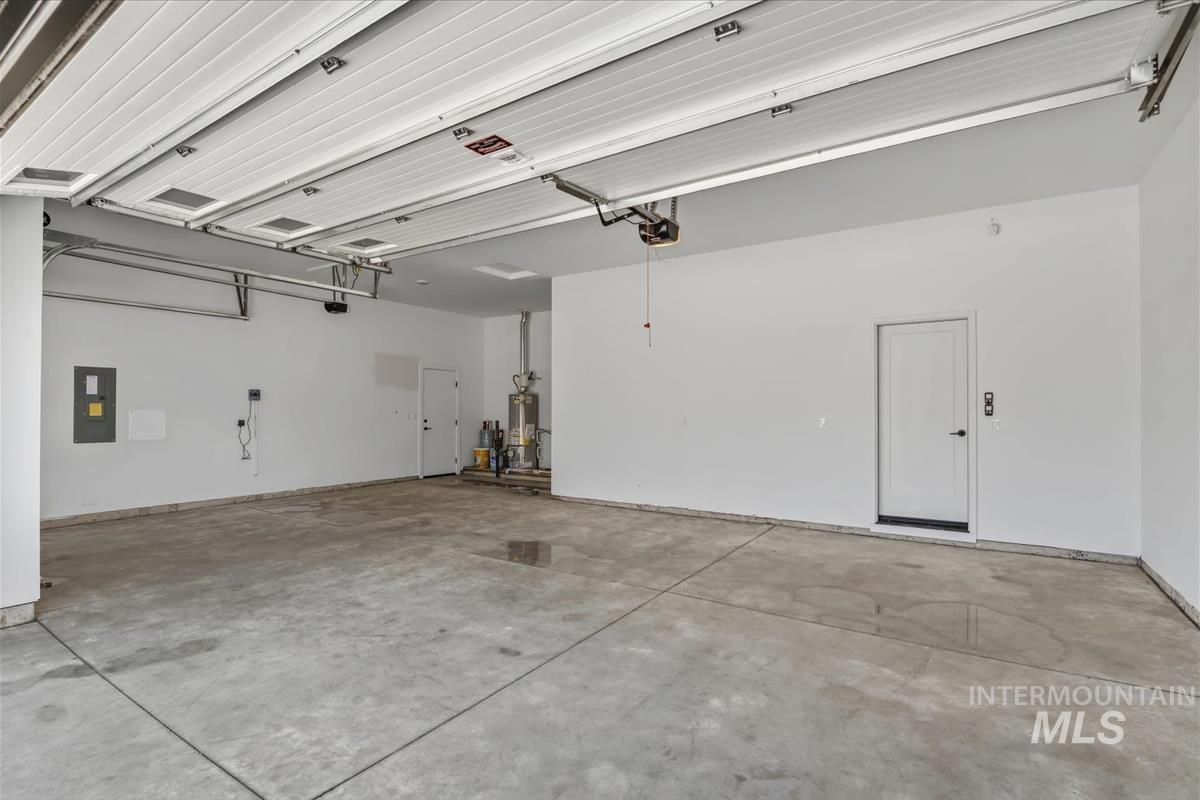 4637 N Collister Dr Property Photo 21
