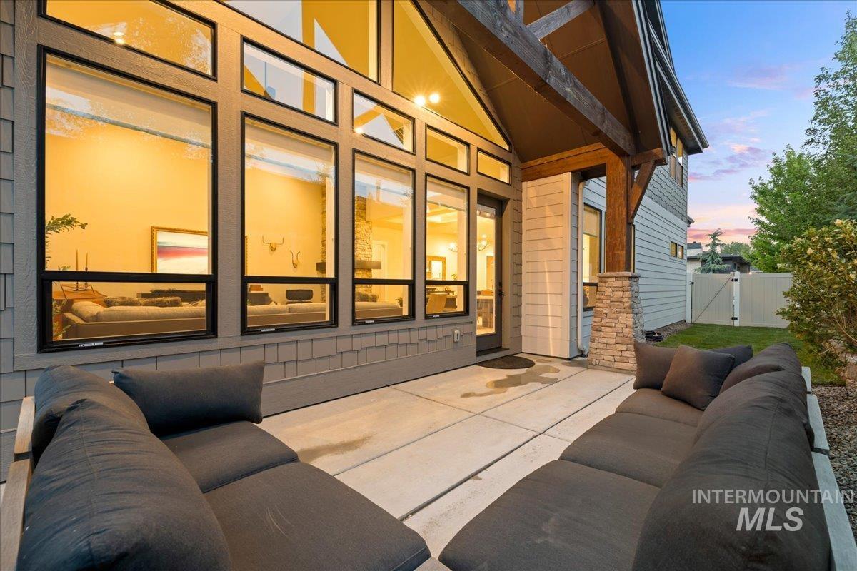 9709 W Snowcap Dr Property Photo 42