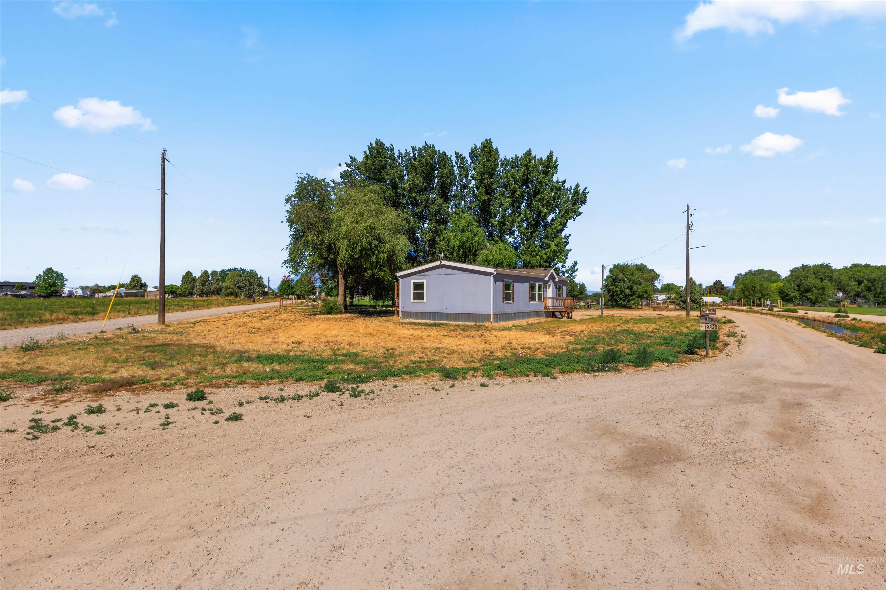 19829 Top Road Property Photo 29