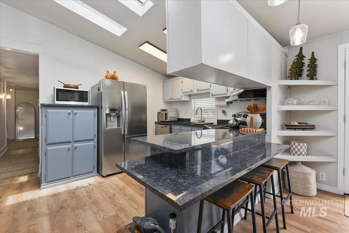 1200 Artesian Rd. Property Photo 14