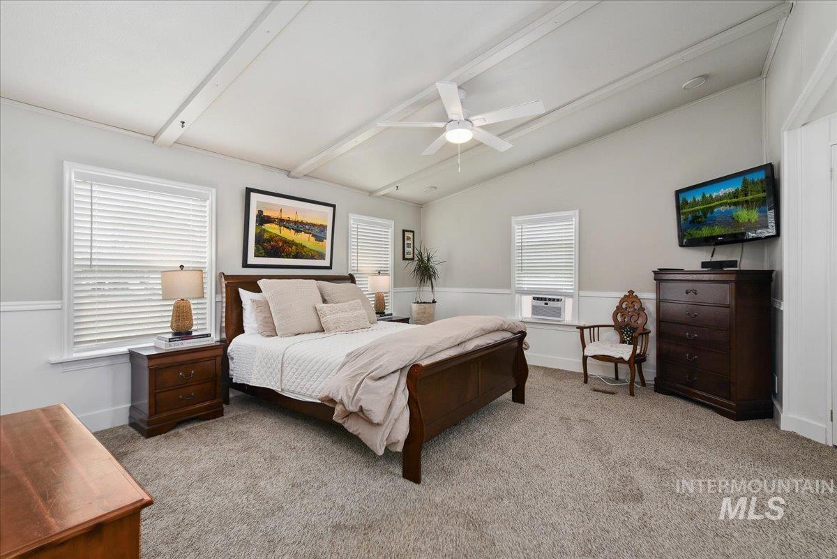 1200 Artesian Rd. Property Photo 17
