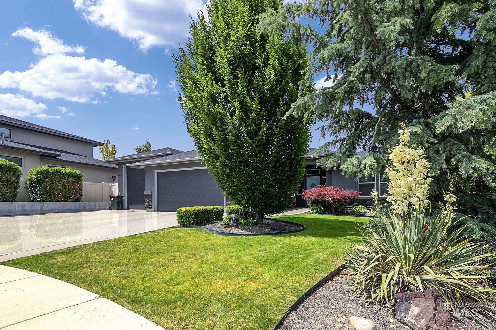 3301 S. Caleb Way Property Photo 3