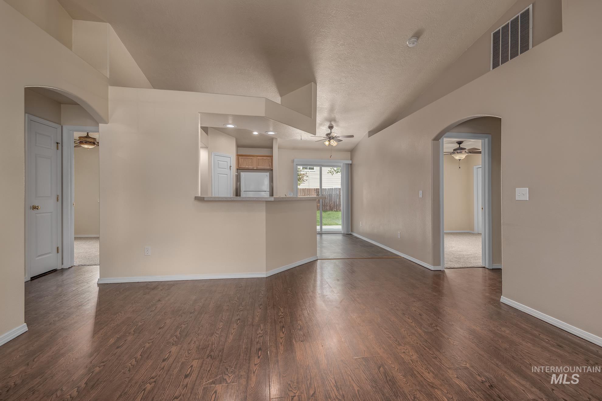 90 S Bancroft Way Property Photo 4