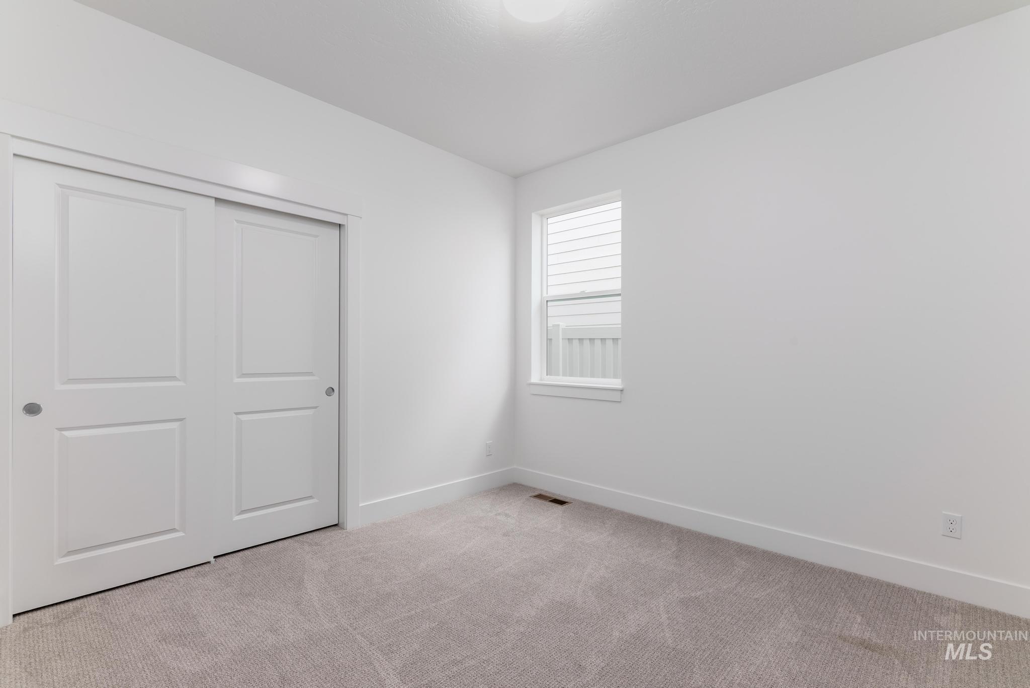 1189 W Grassland St Property Photo 19