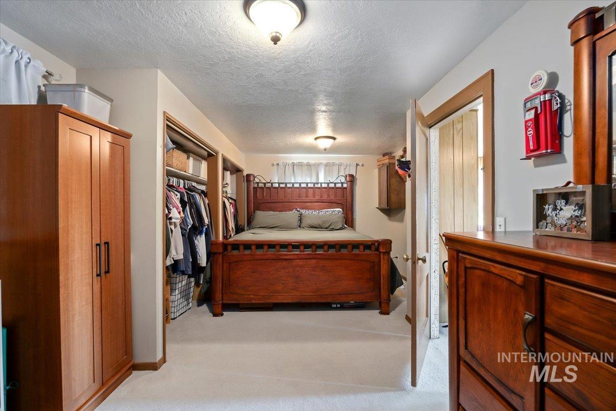 1375 E 3500 N Property Photo 21