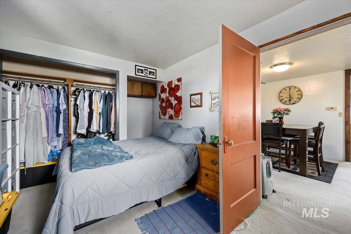 1375 E 3500 N Property Photo 23