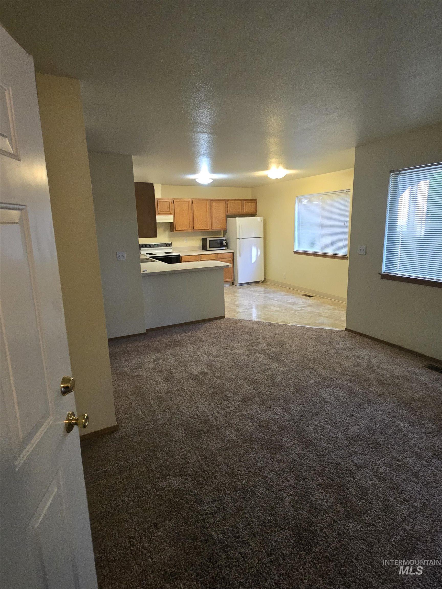 750 S 5th W Property Photo 8