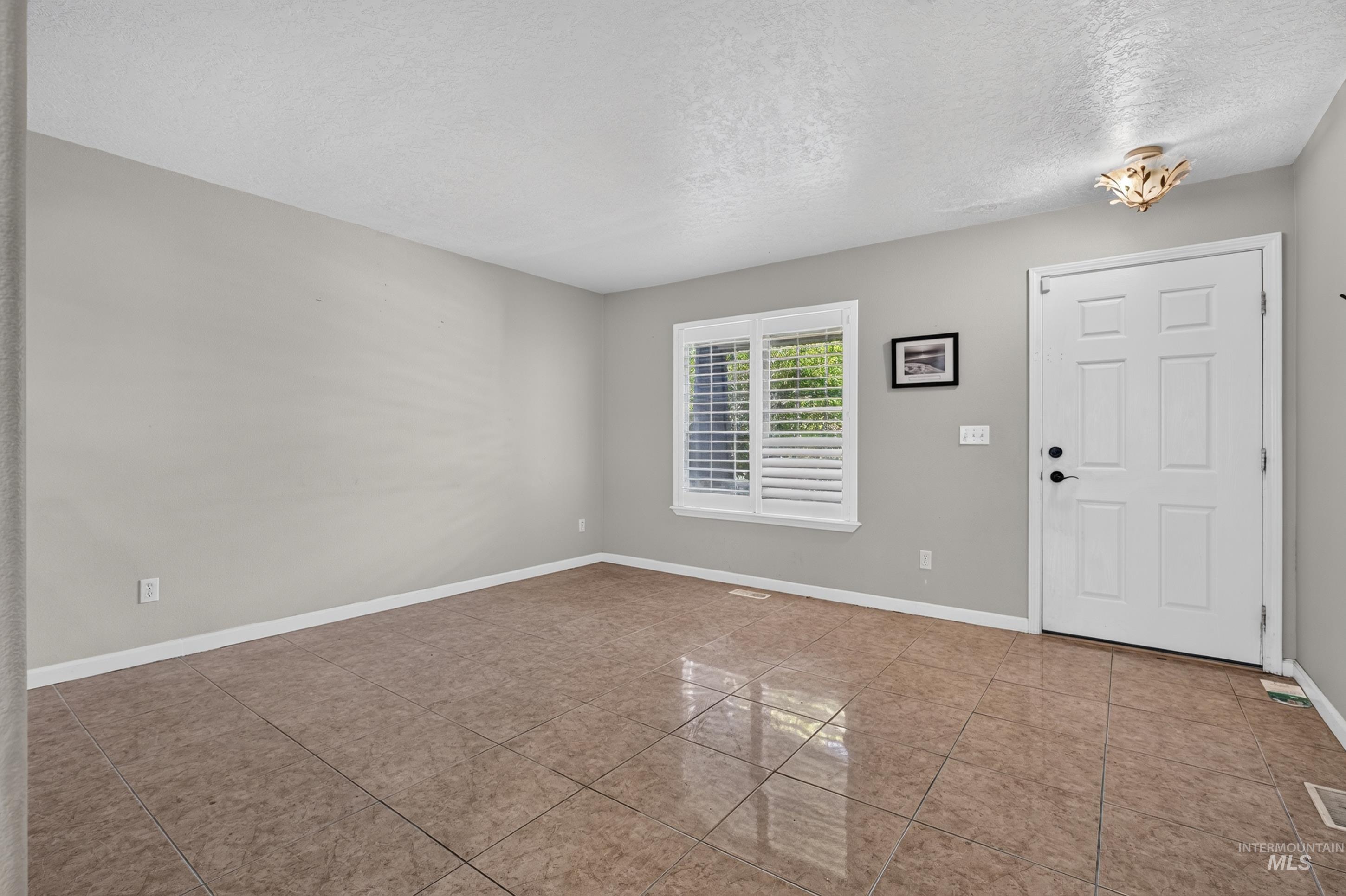 12549 W Ardyce Property Photo 5