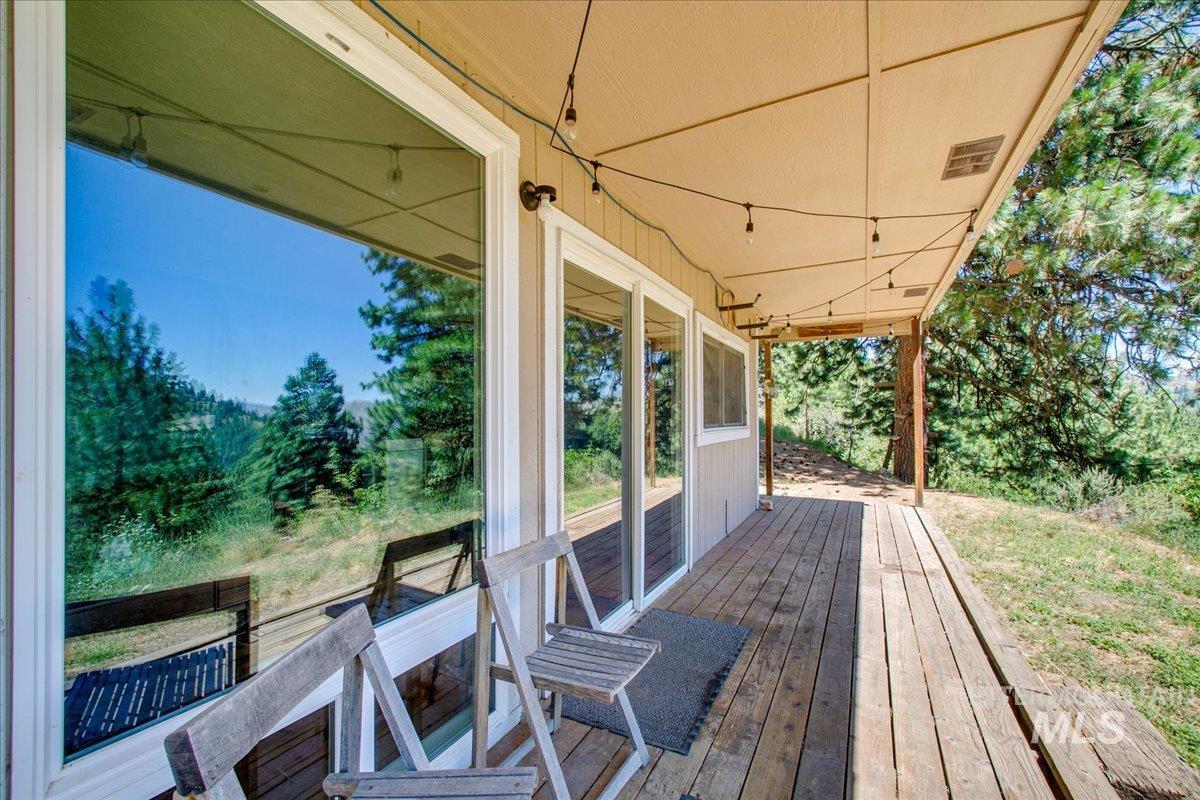 221 Tollgate Road Property Photo 2