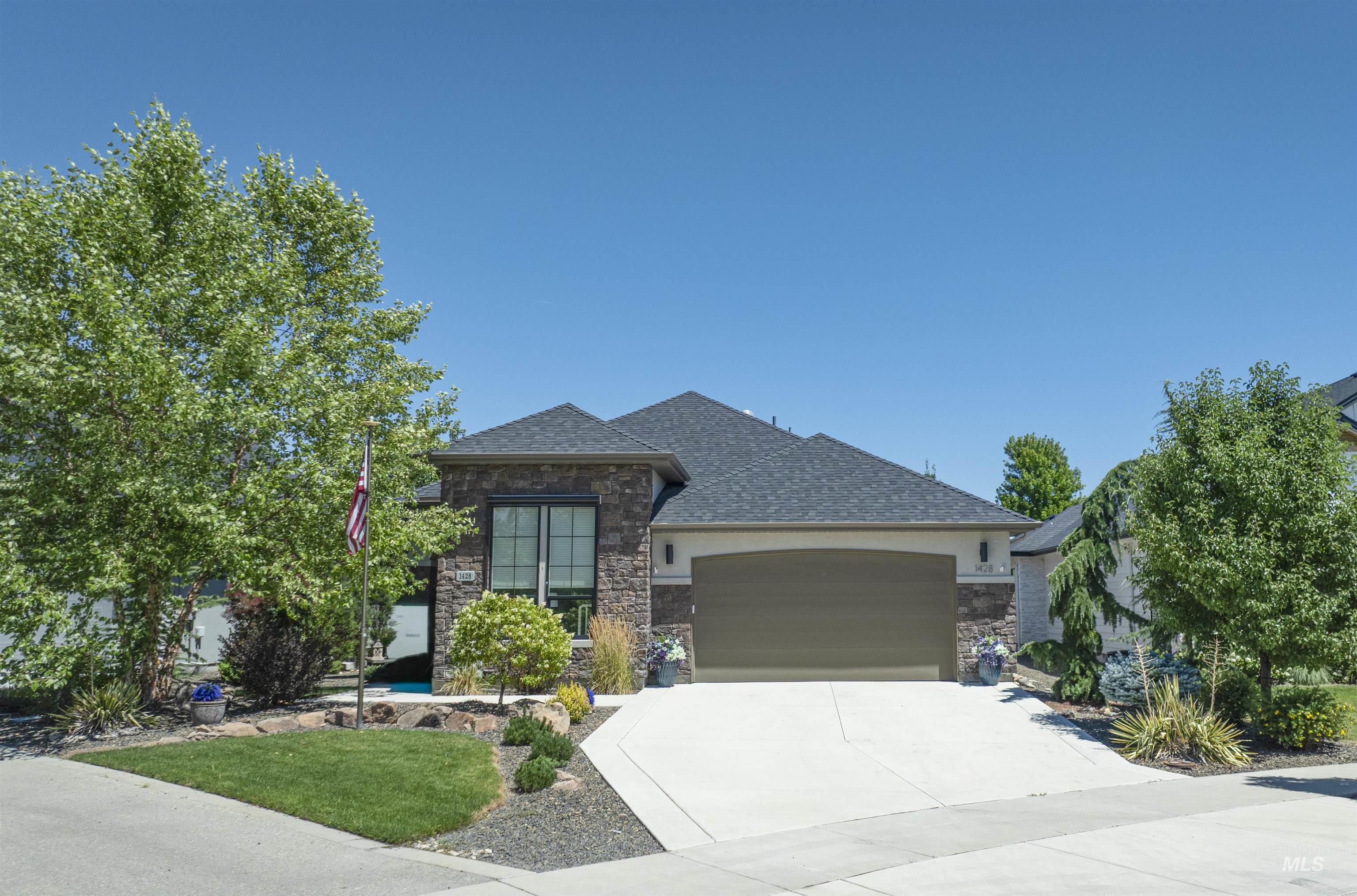 1428 N Palaestra Ave.