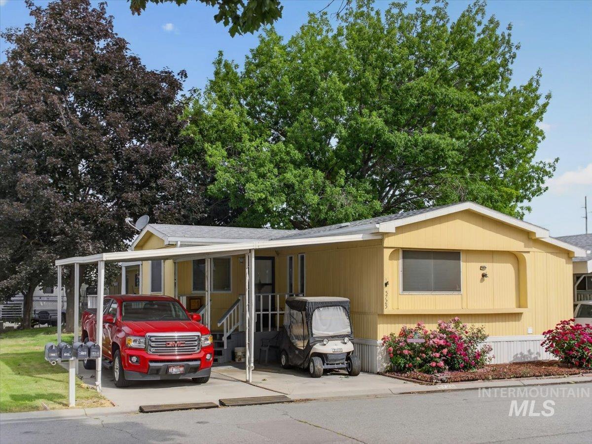 5725 Confederate Ln Property Photo 3