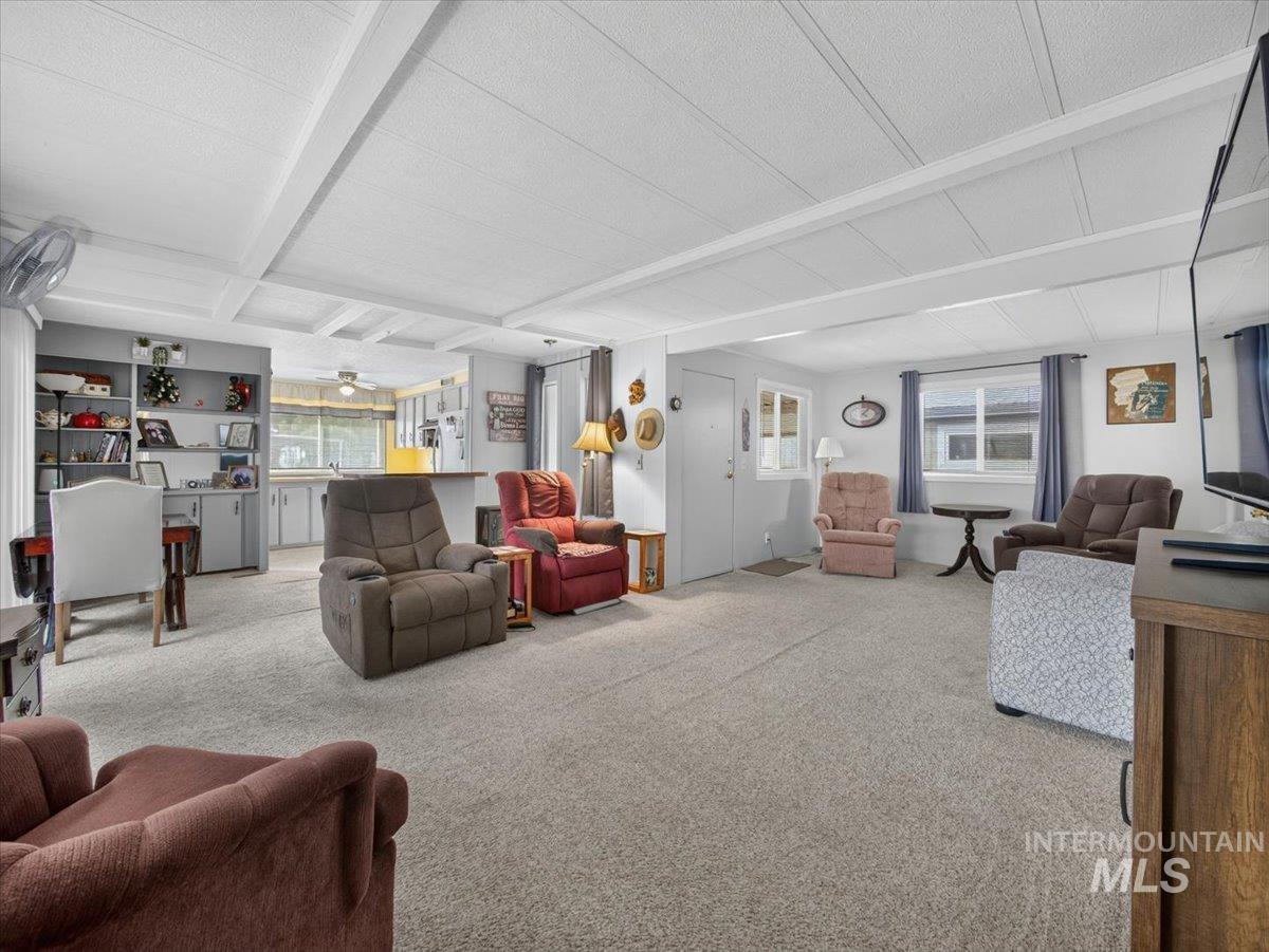 5725 Confederate Ln Property Photo 8