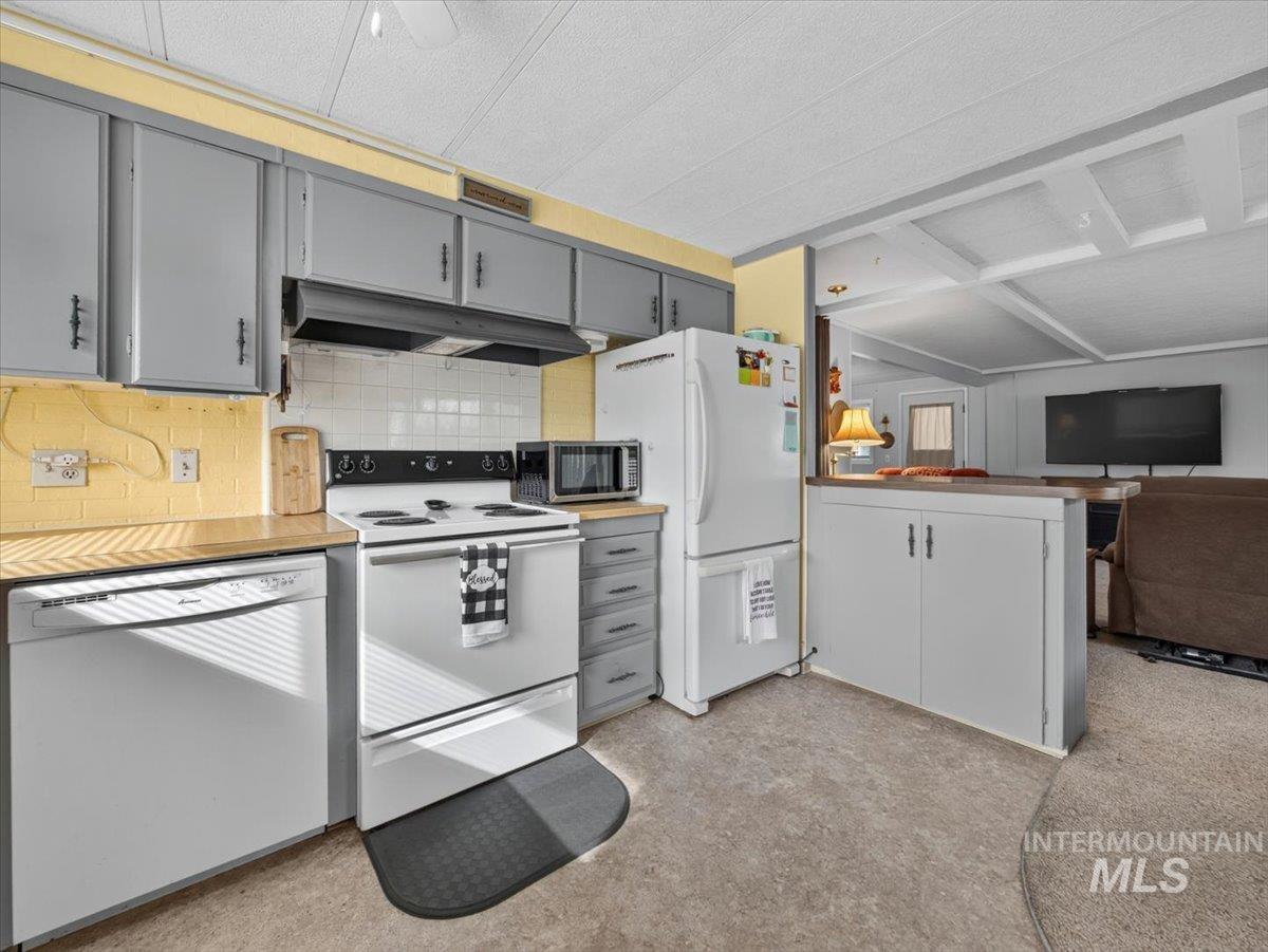 5725 Confederate Ln Property Photo 17