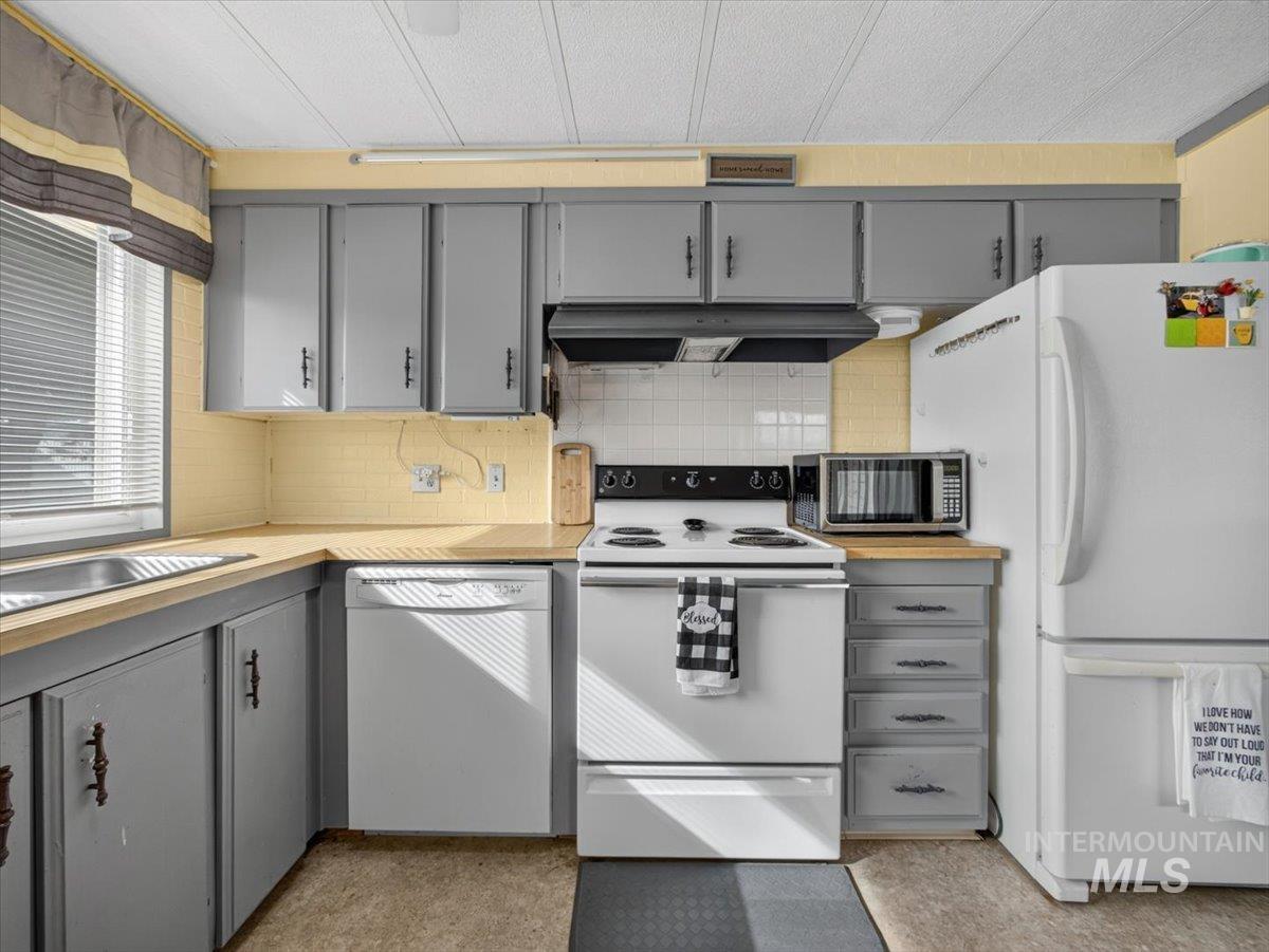 5725 Confederate Ln Property Photo 18