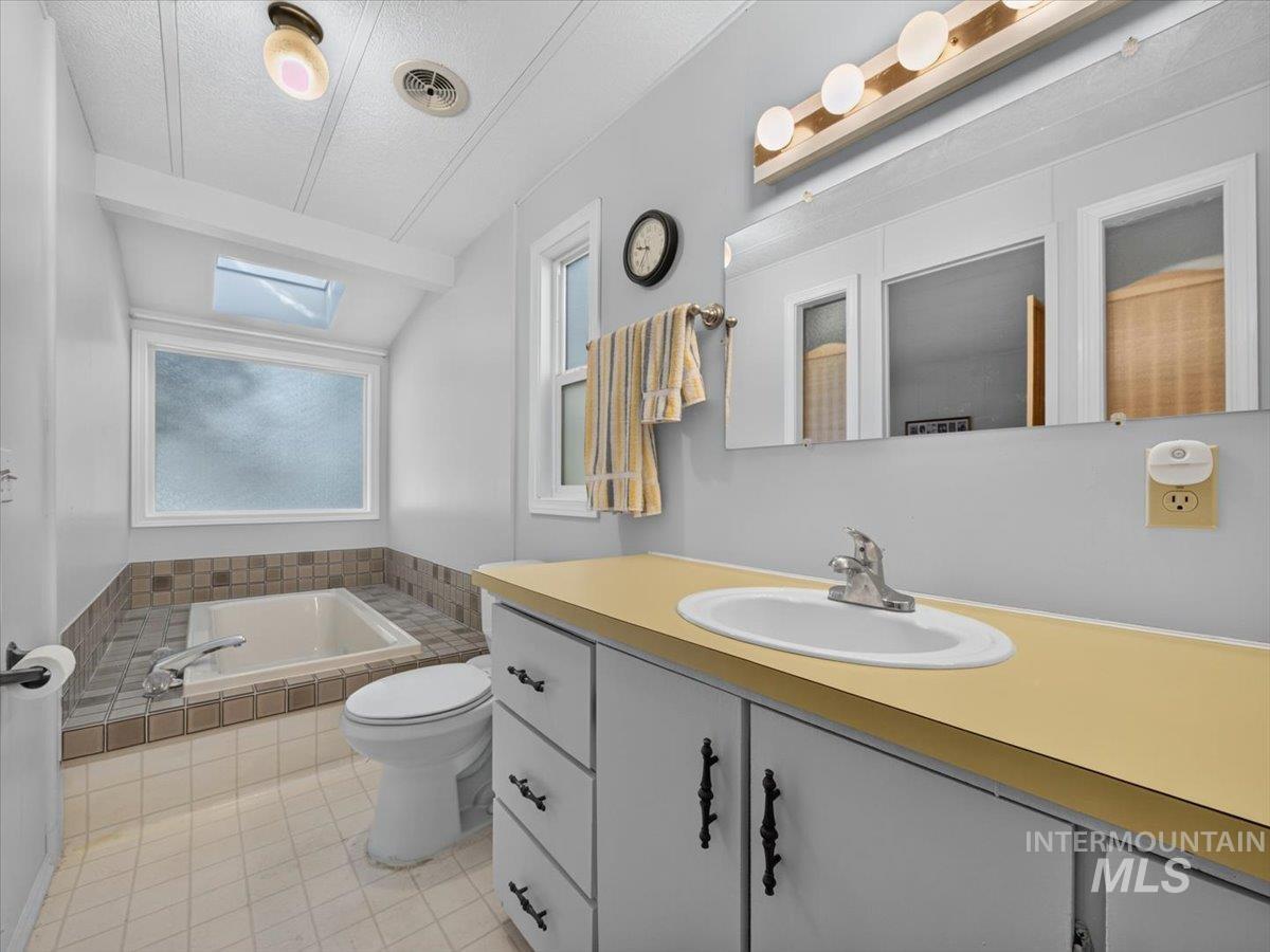 5725 Confederate Ln Property Photo 30