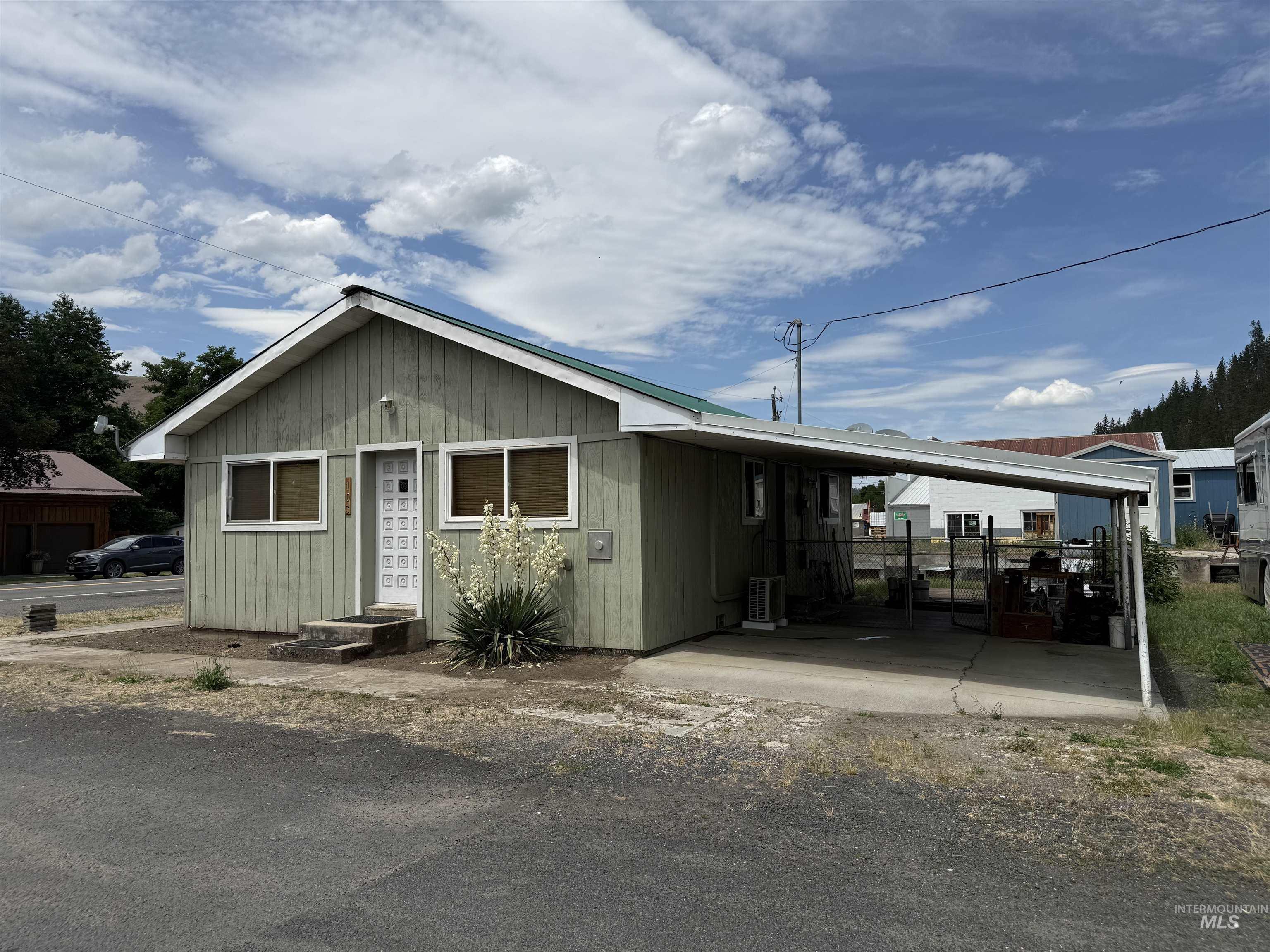 103 S Street Property Photo 1