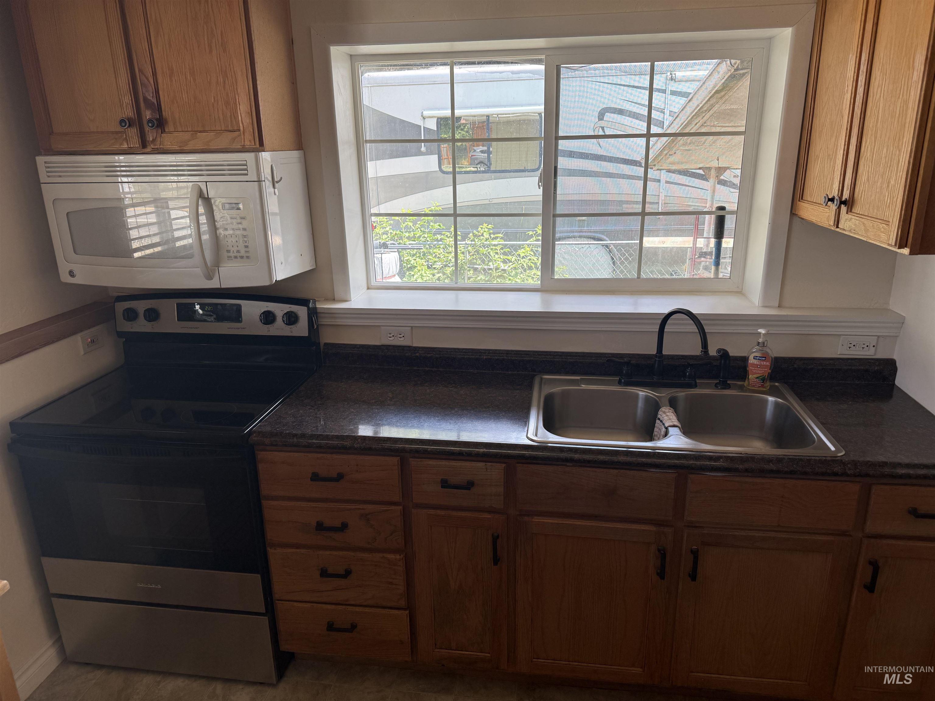 103 S Street Property Photo 23