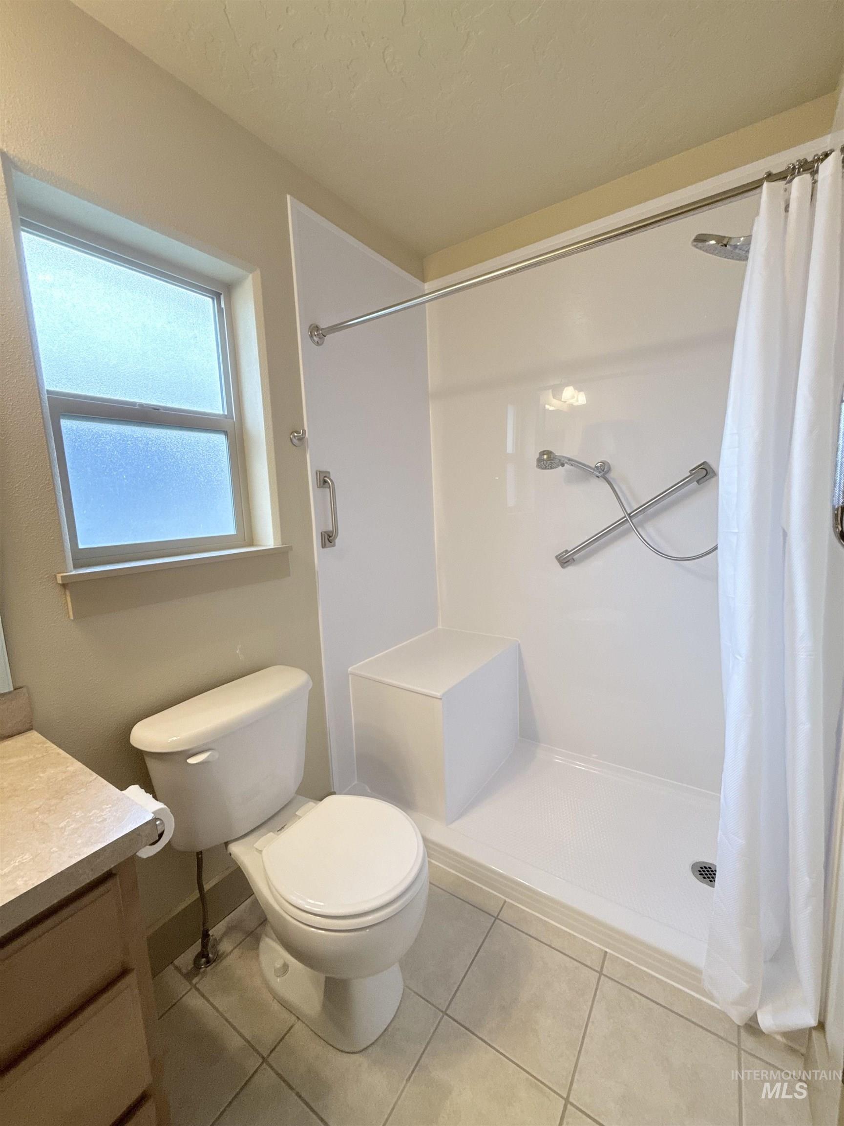 937 Oakwood Ave Property Photo 12