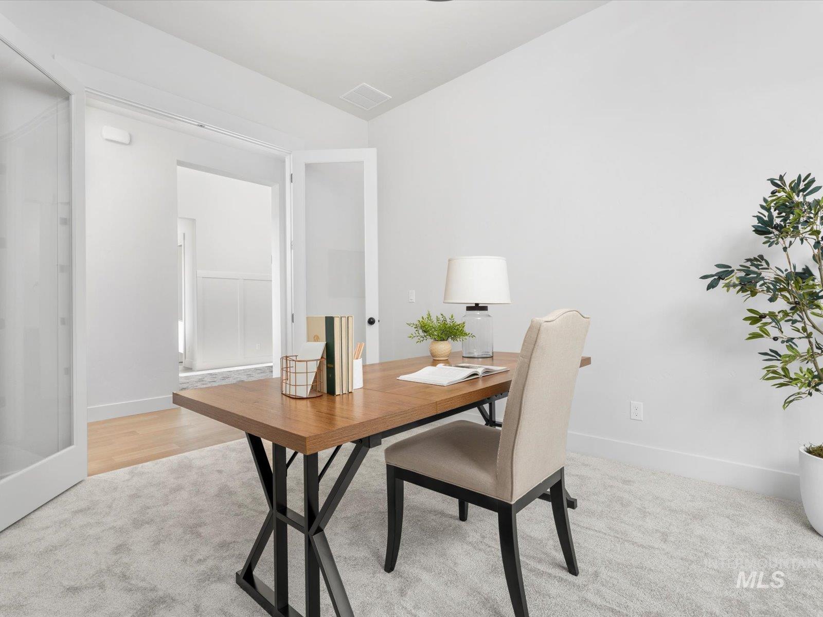 7170 Saddle Bred Way Property Photo 13