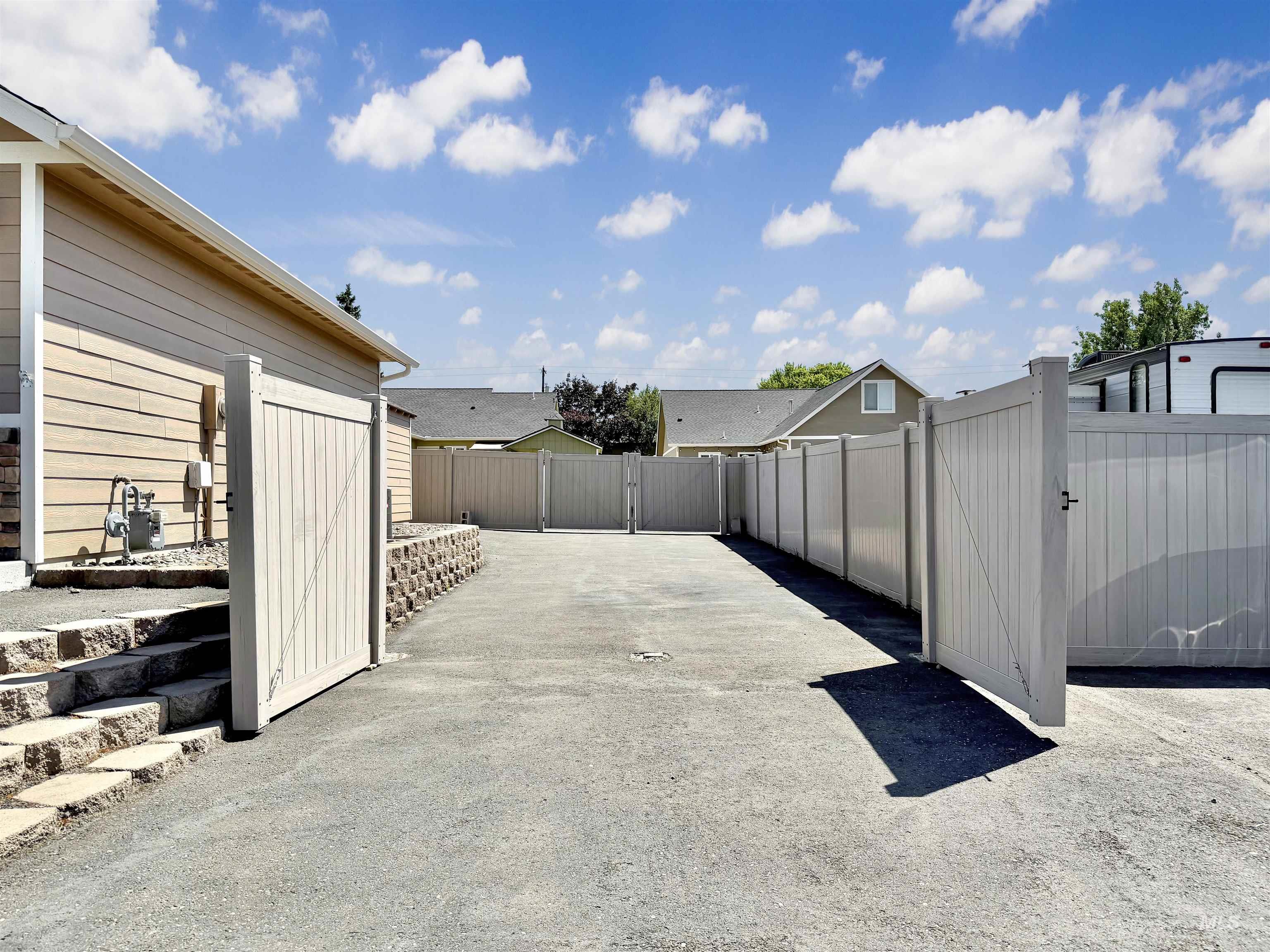 1506 Westview Ct Property Photo 7