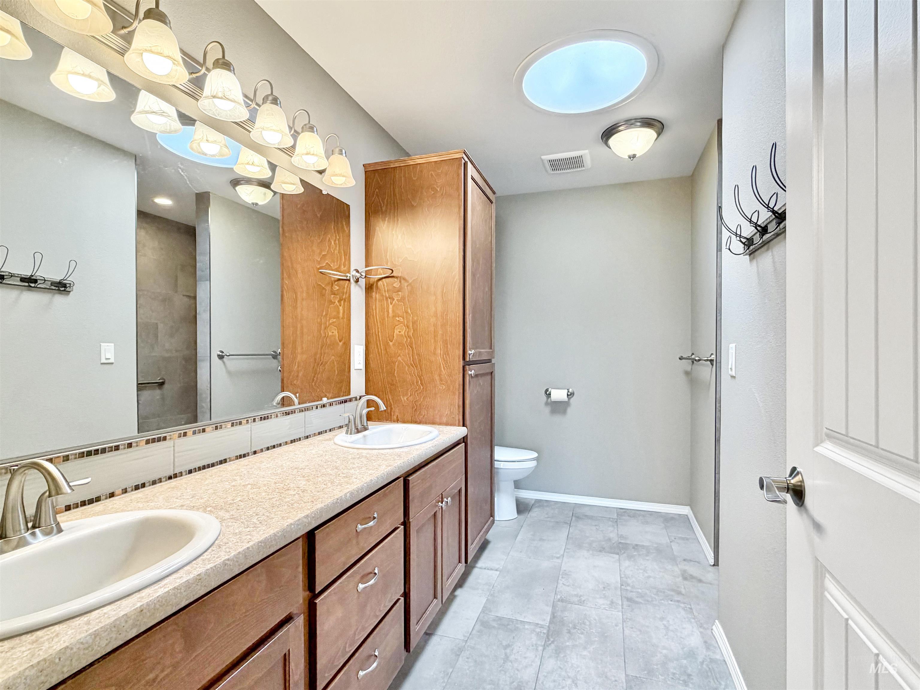 1506 Westview Ct Property Photo 20