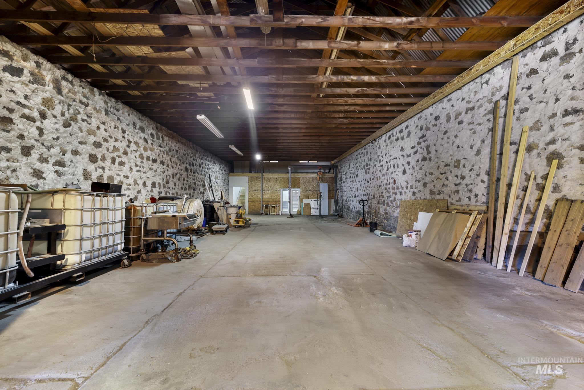 309 S Rail St W Property Photo 11