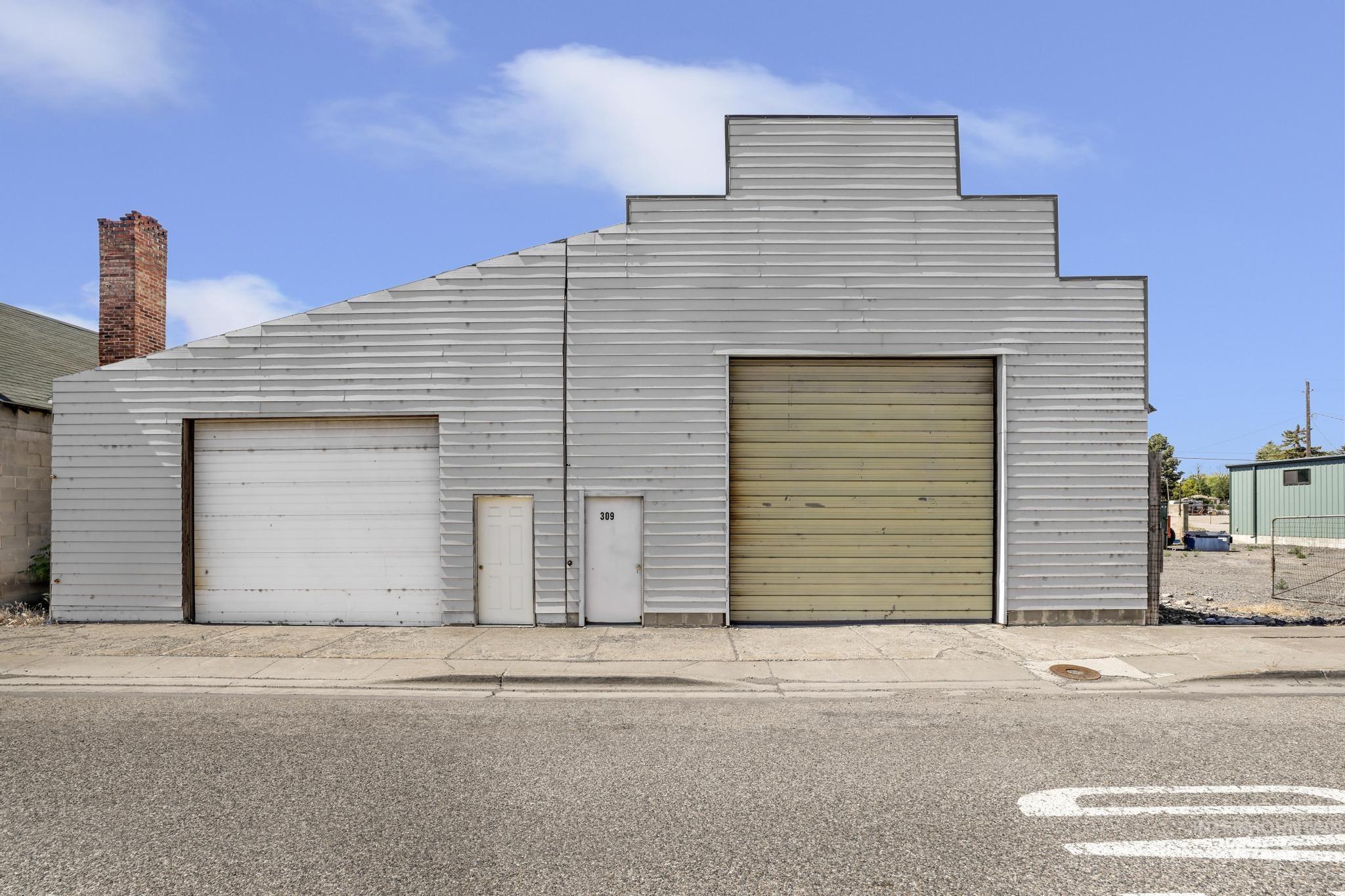 309 S Rail St W Property Photo 35