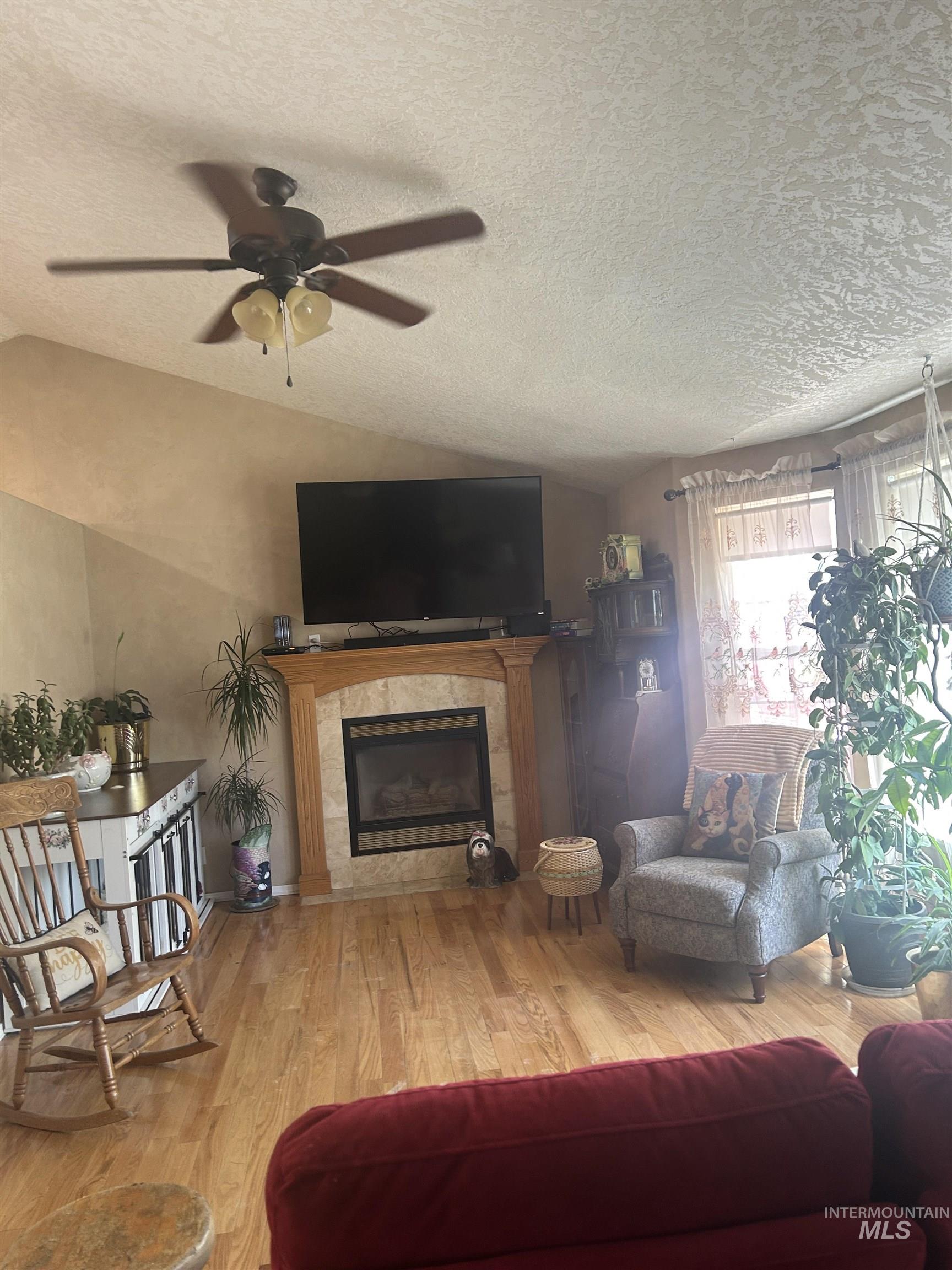 1444 E Doberman Property Photo 30