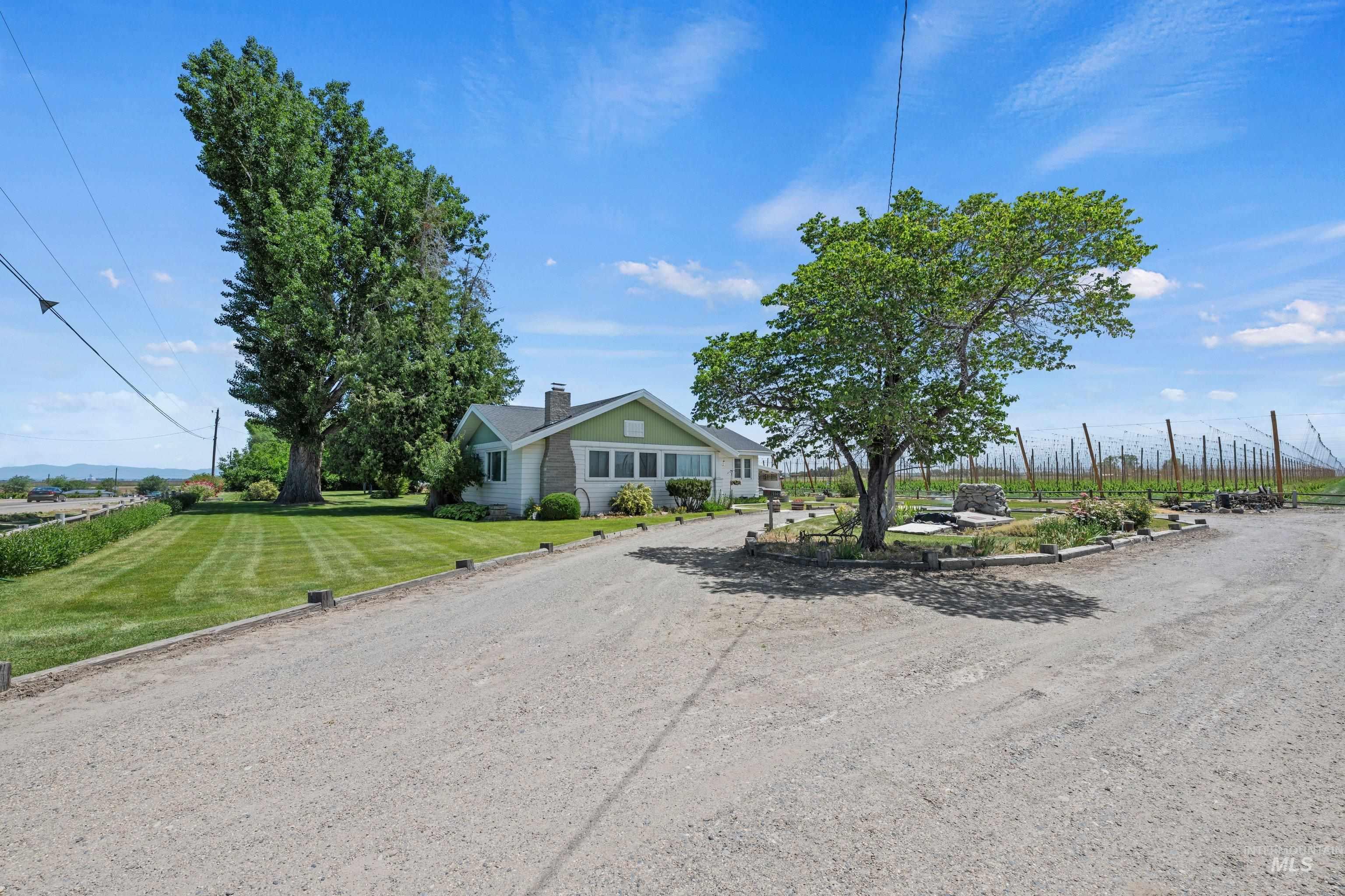 25565 Simplot Blvd Property Photo 3