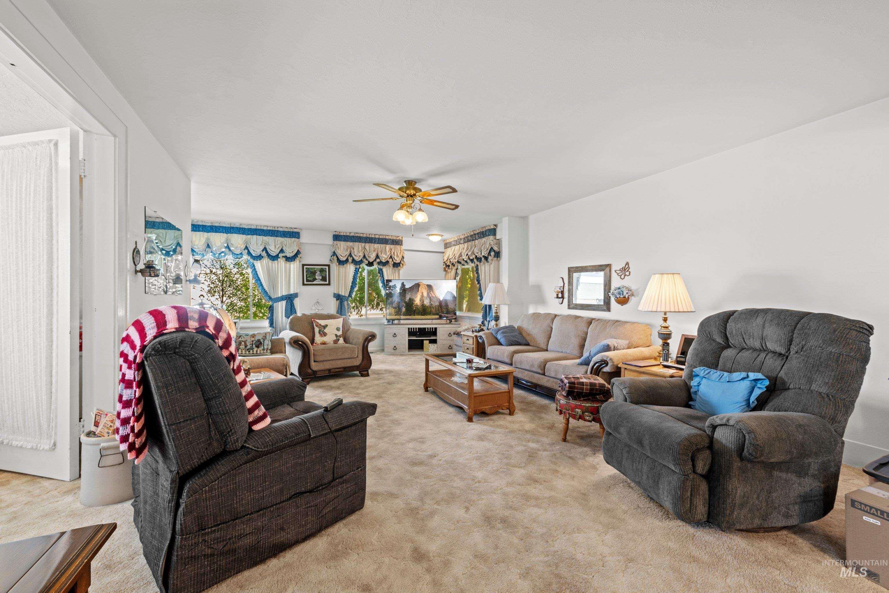 25565 Simplot Blvd Property Photo 10
