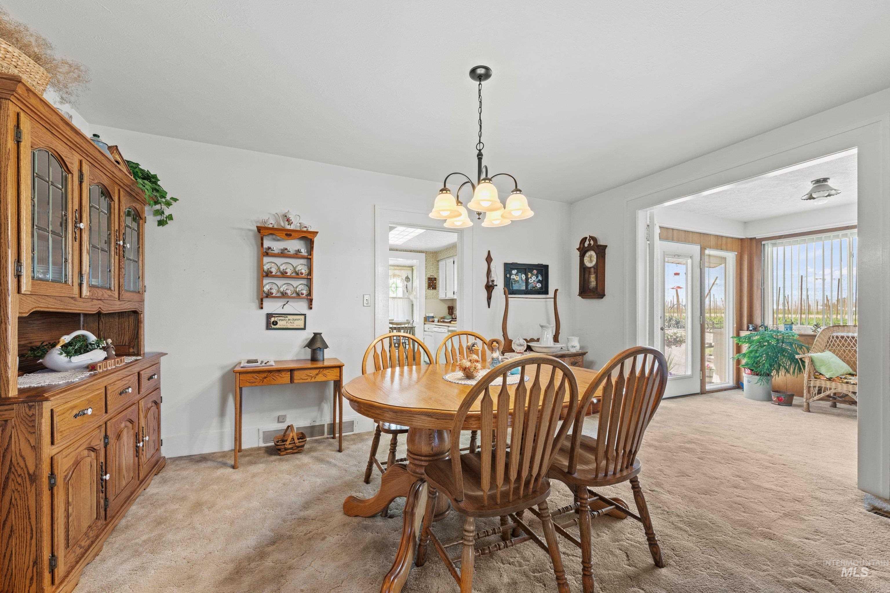25565 Simplot Blvd Property Photo 12