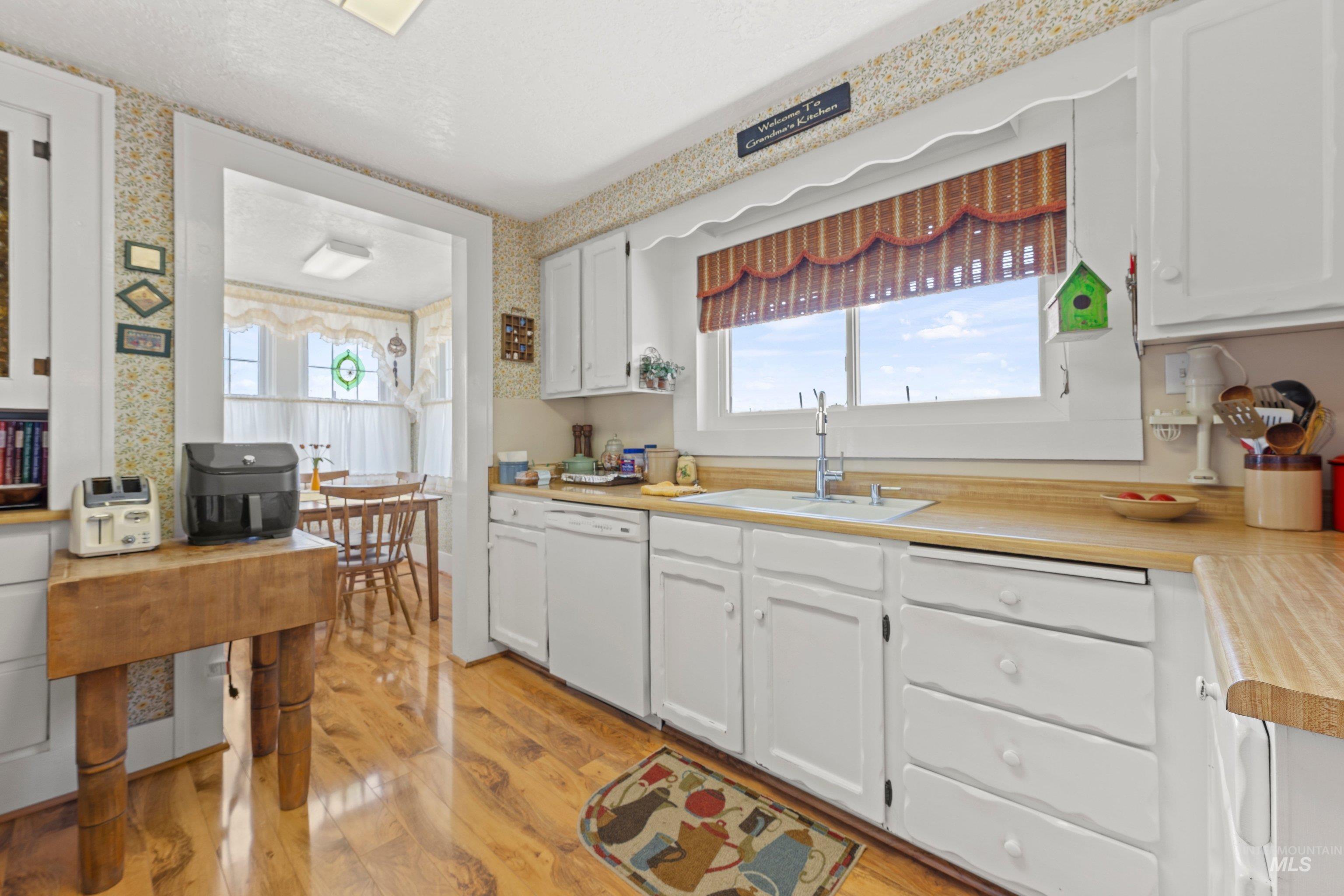 25565 Simplot Blvd Property Photo 16