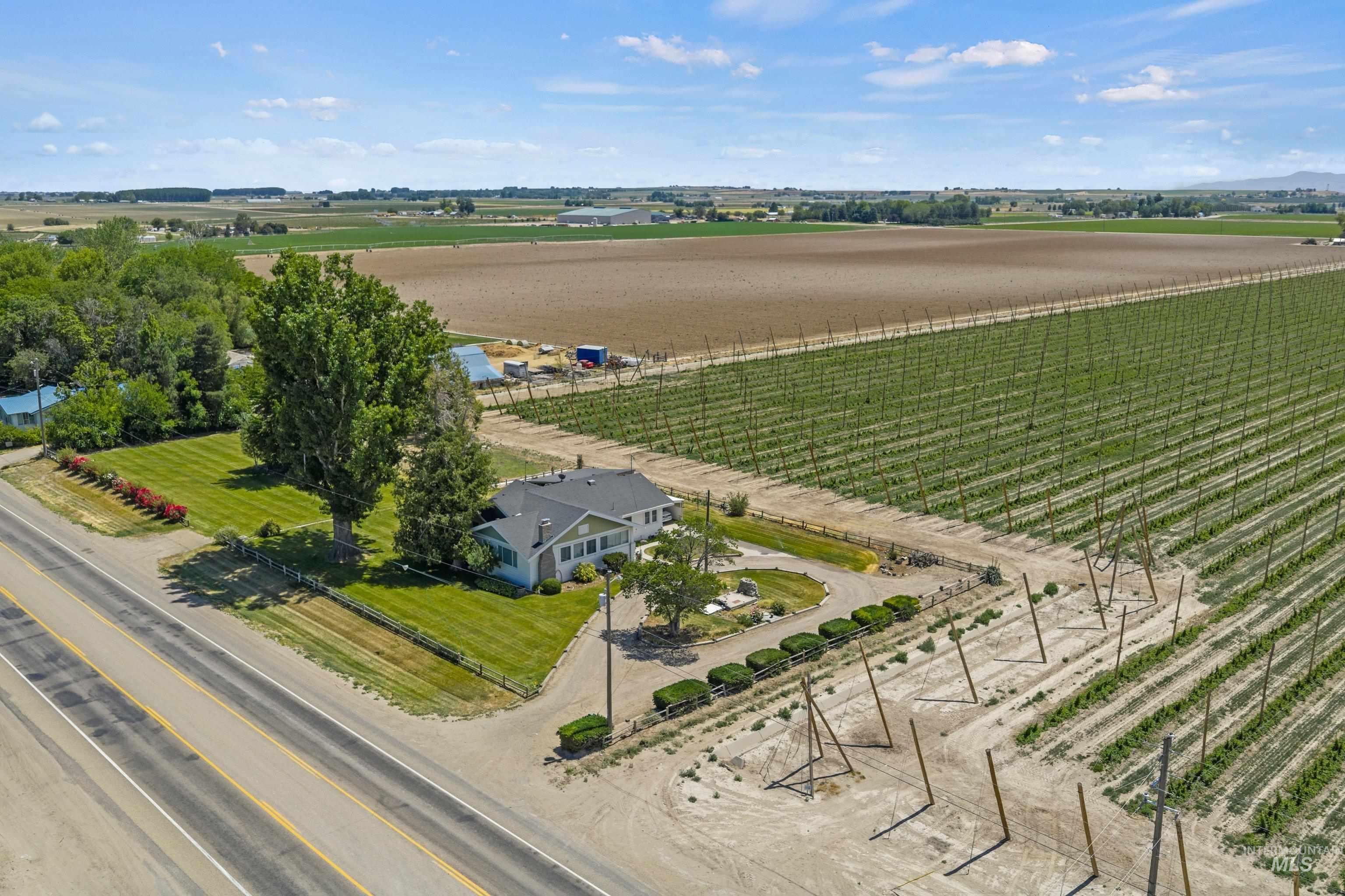 25565 Simplot Blvd Property Photo 44