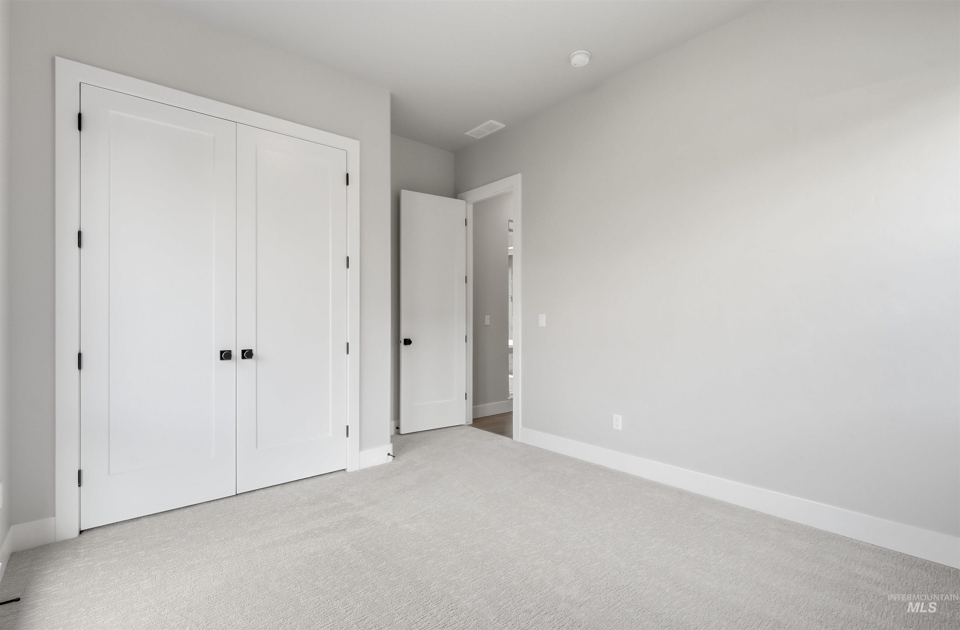 2976 E Parulo Dr. Property Photo 40