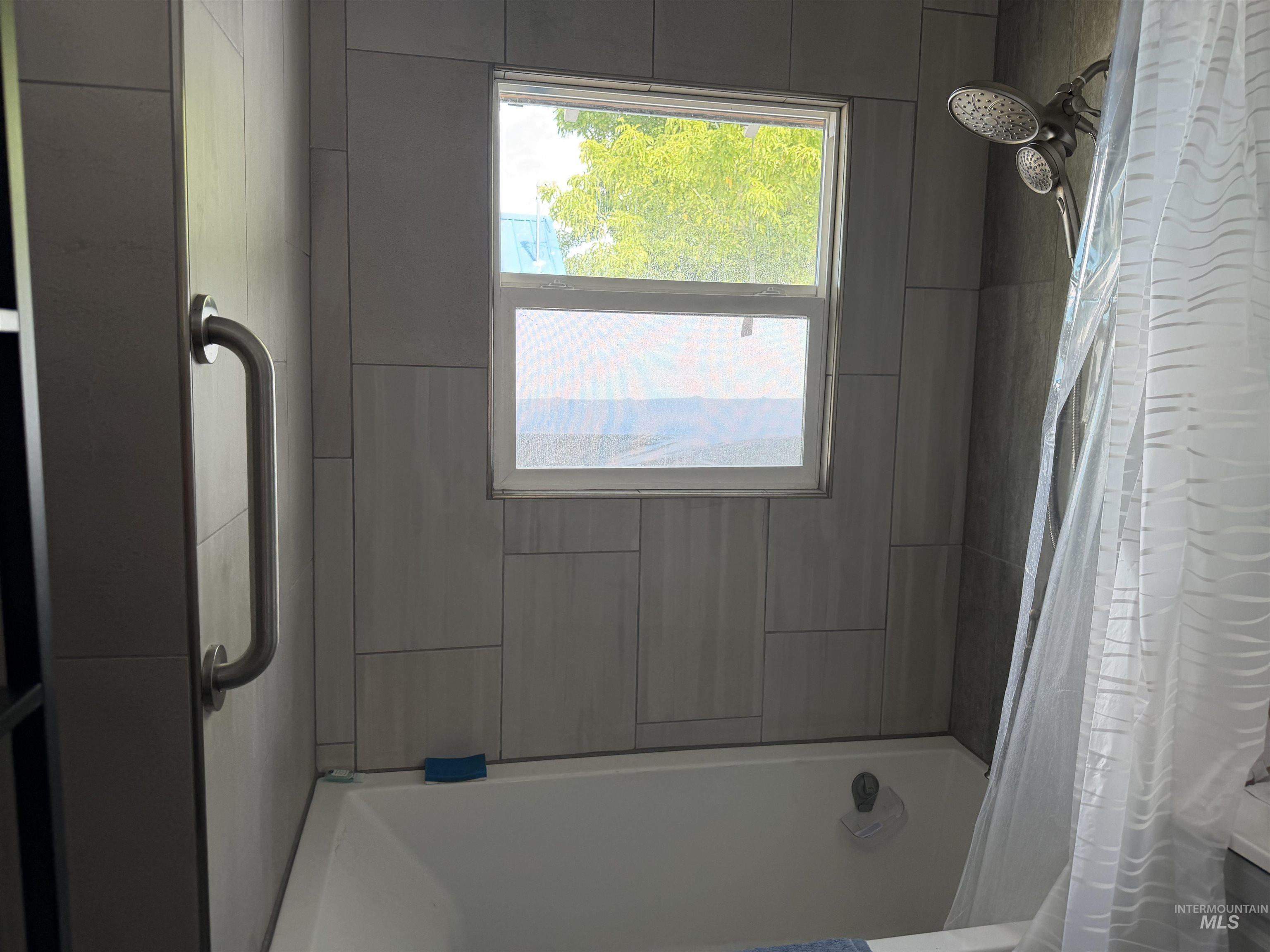 325 Orchard Ave Property Photo 18